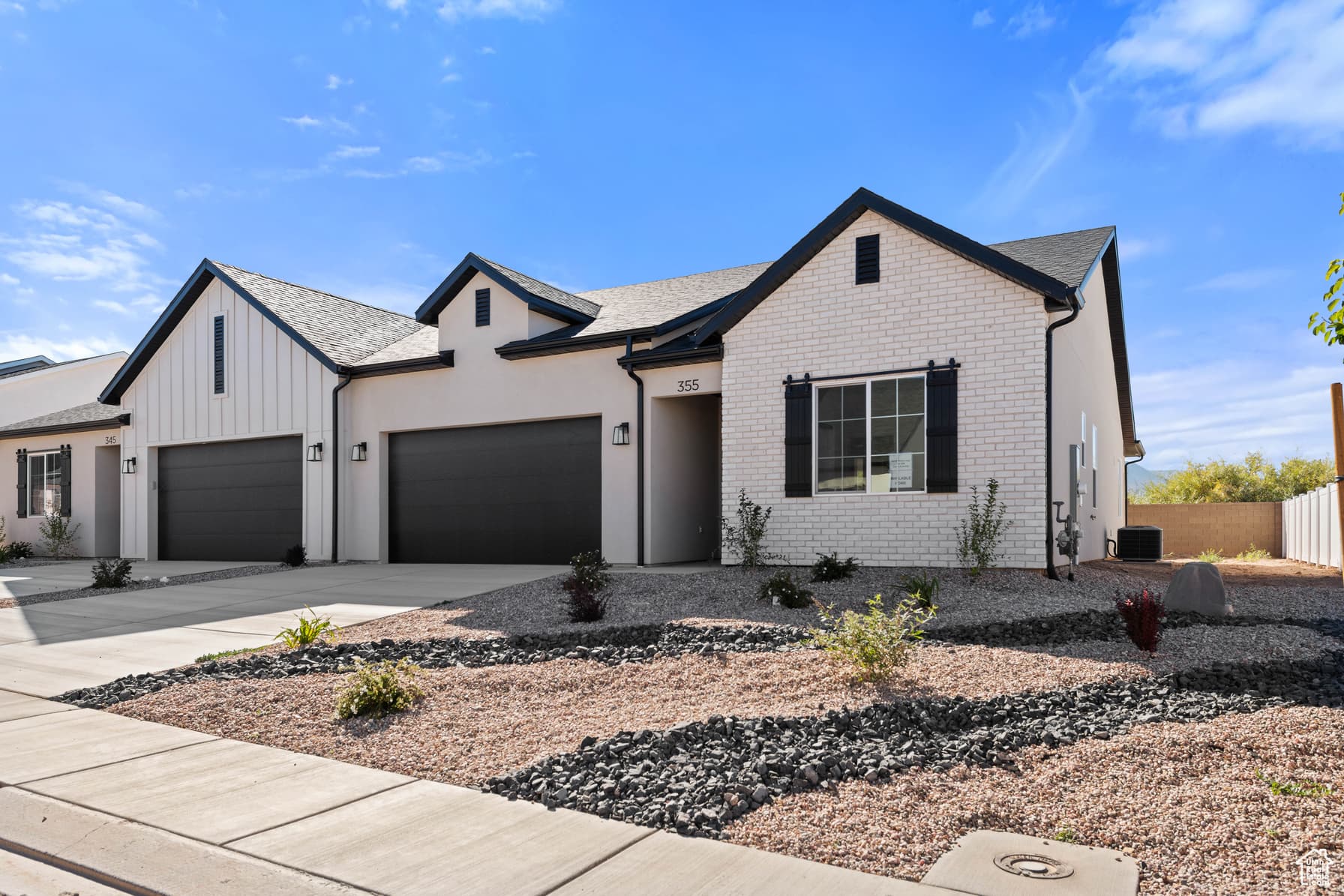 355 W ROSIE LOOP #25W photo 1