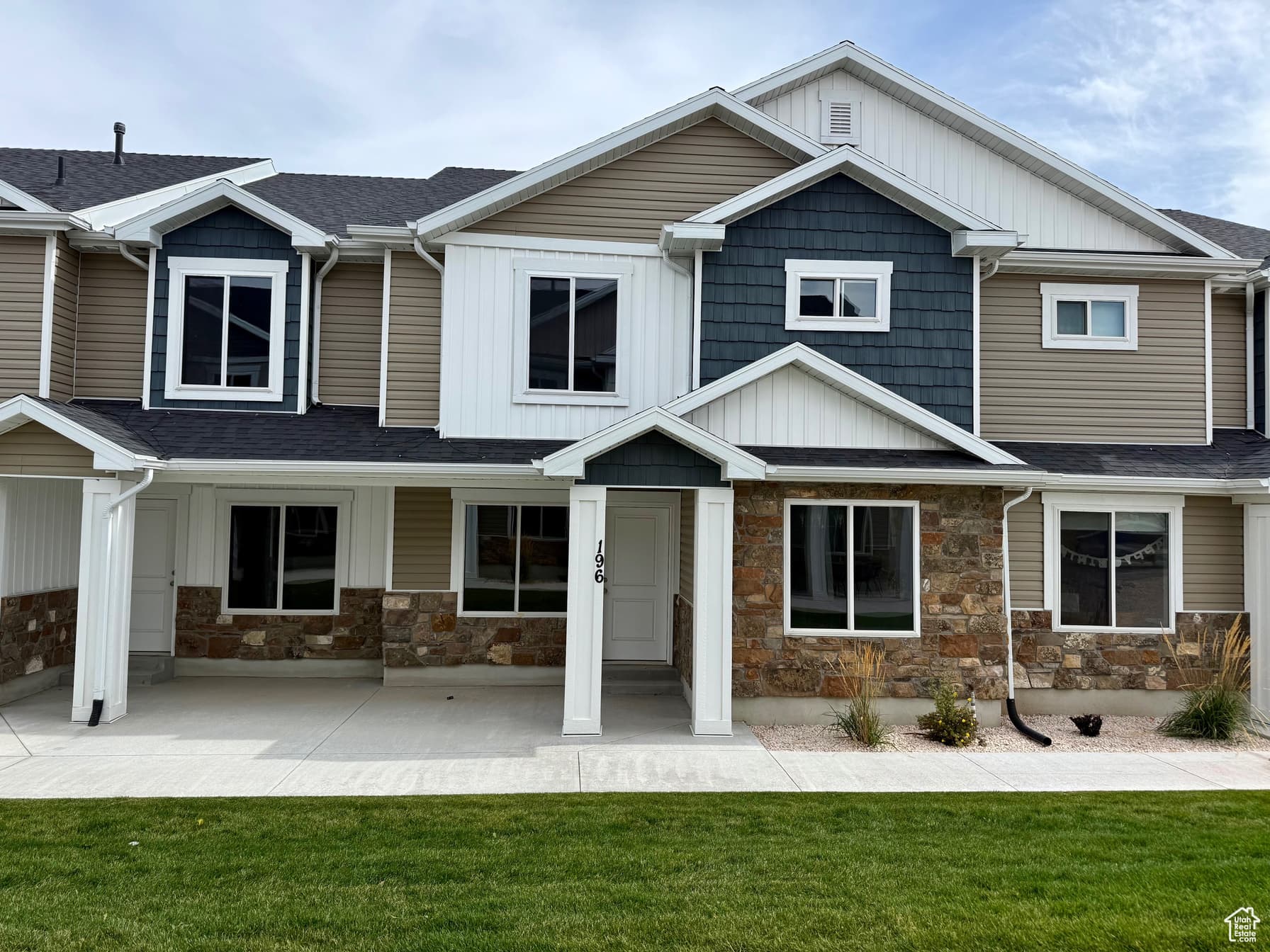 196 W SEASONS LN #50 photo 1