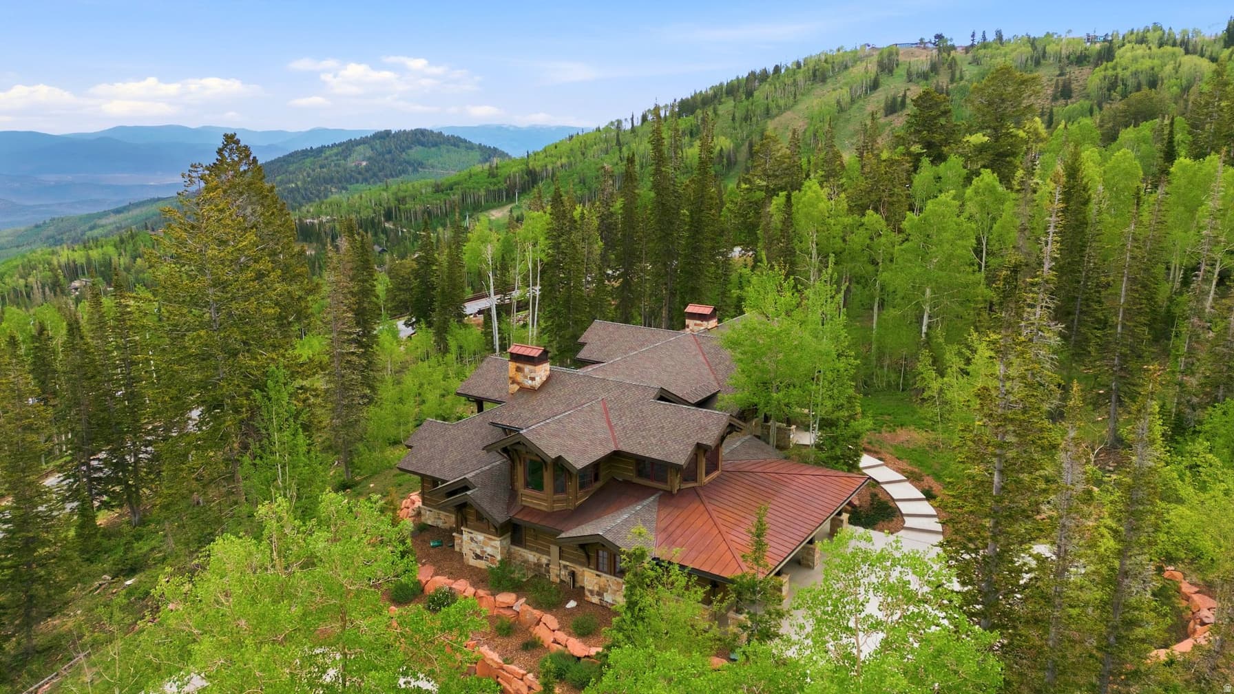137 WHITE PINE CANYON RD photo 1