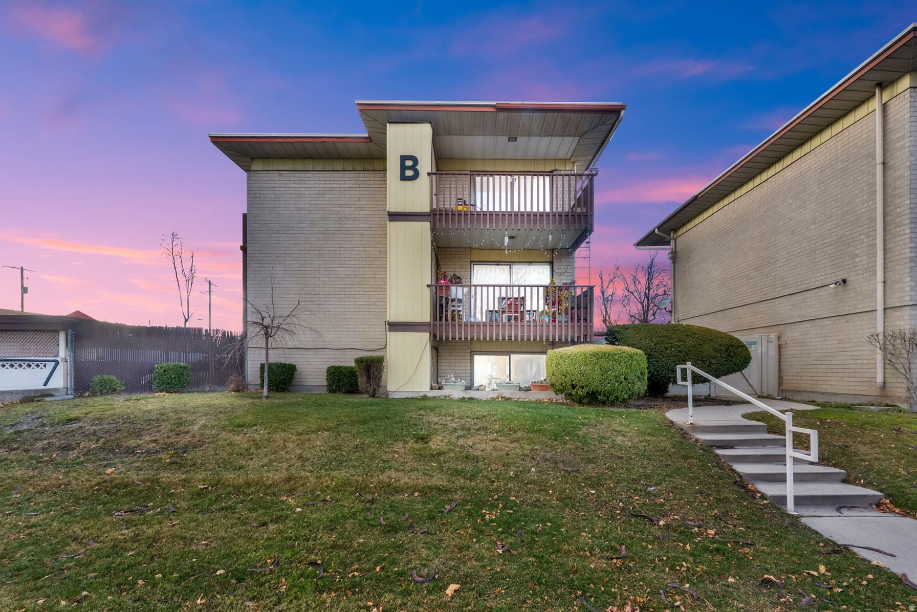 615 N 1200 W #B302 photo 1