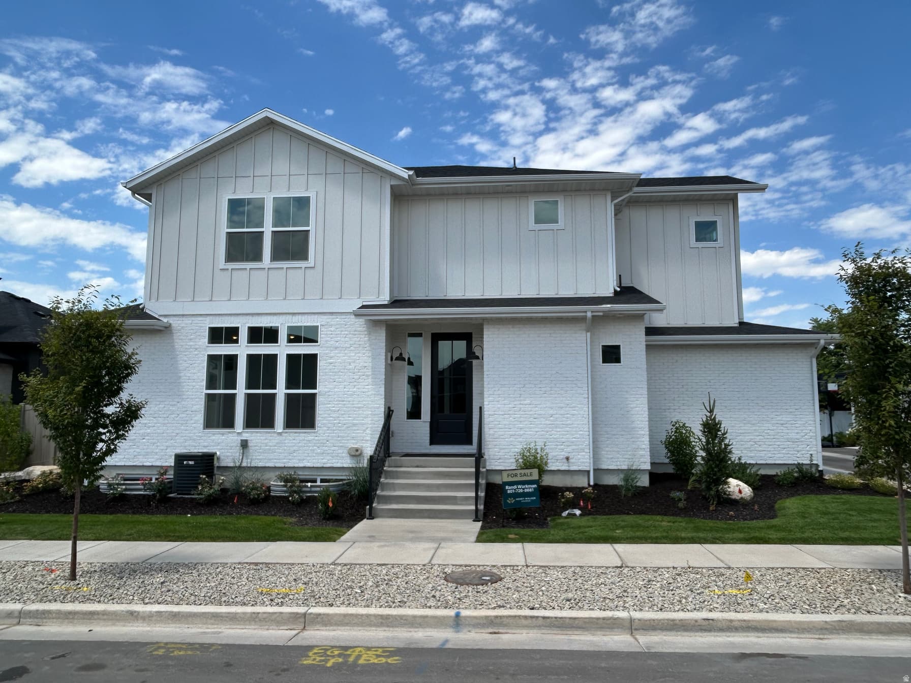1440 W PLEASANT VIEW DR #3 photo 1