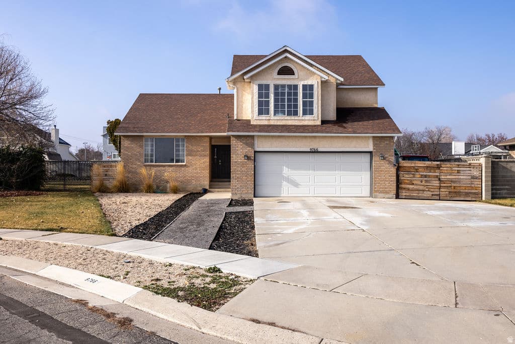 9766 S PENDLETON WAY photo 1