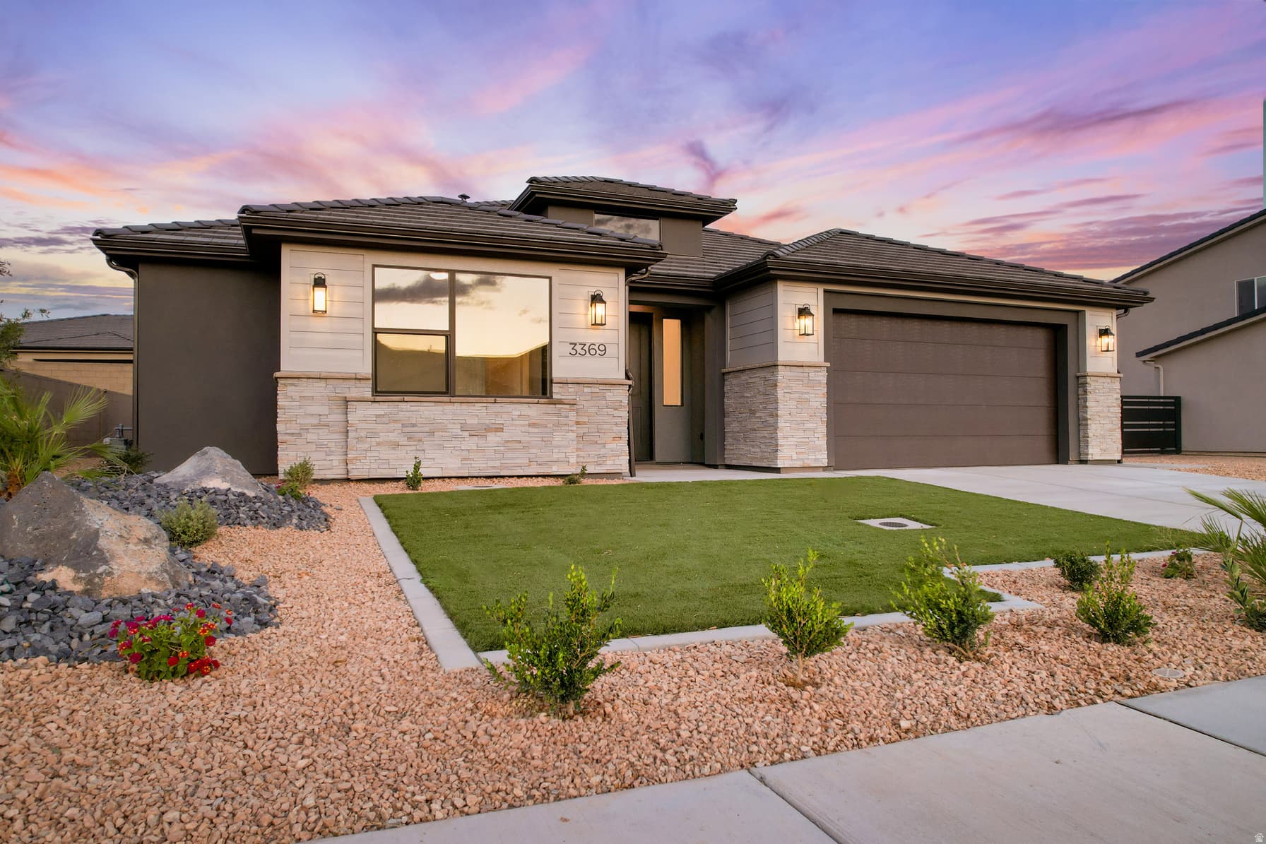 3369 W PALOMAR photo 1