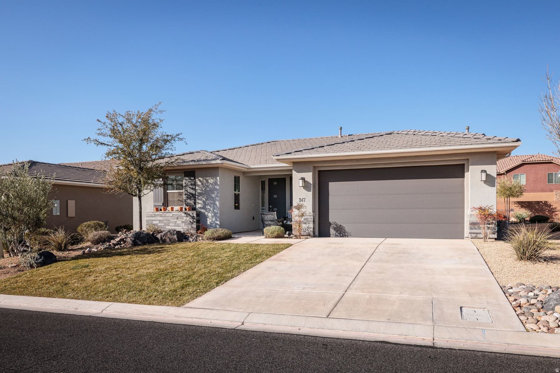 347 N PUERTA DR photo 1