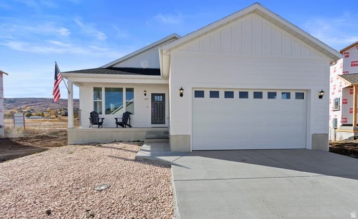 2179 S BEACHCOMBER LN #2 photo 1