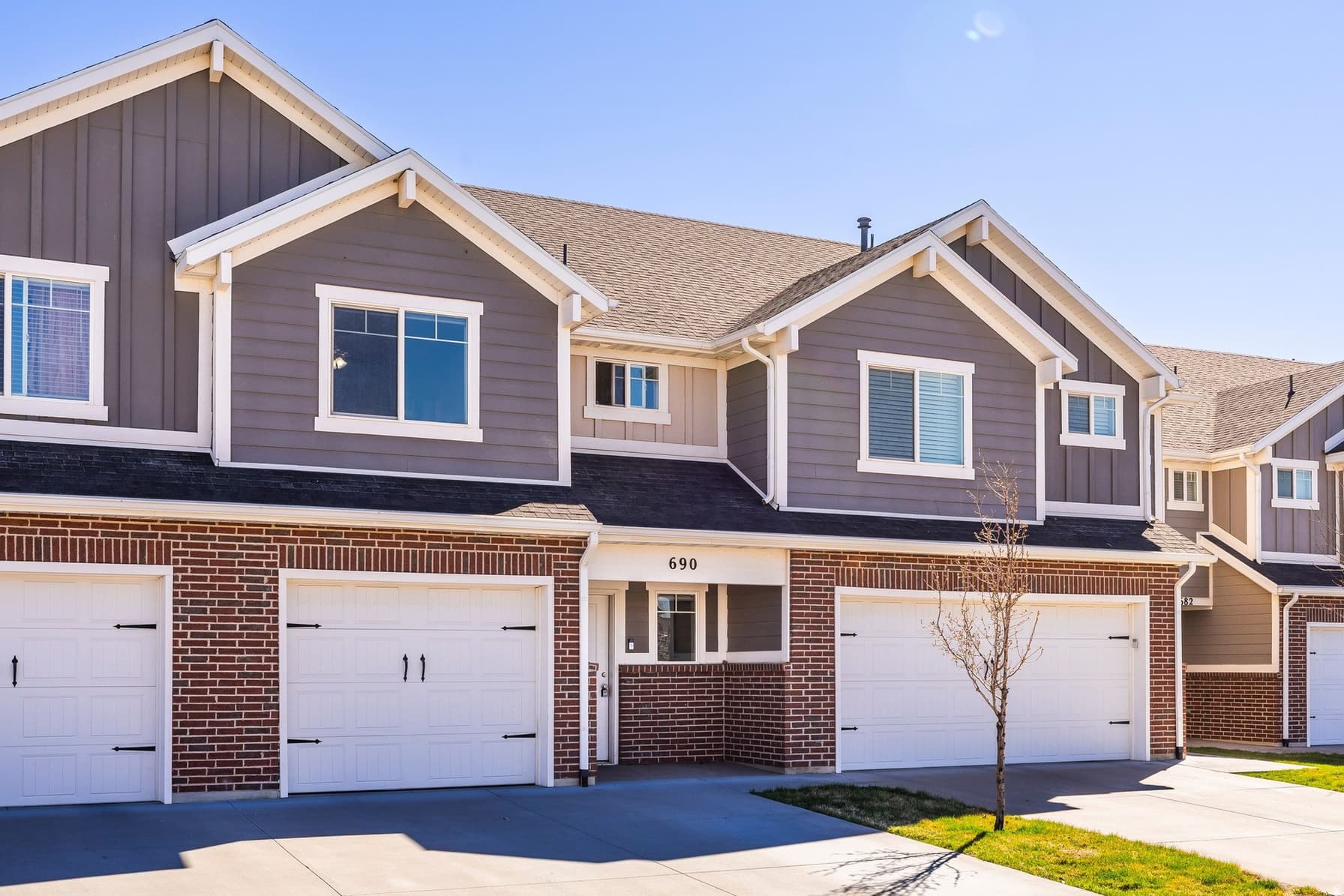 690 N 1775 W photo 1