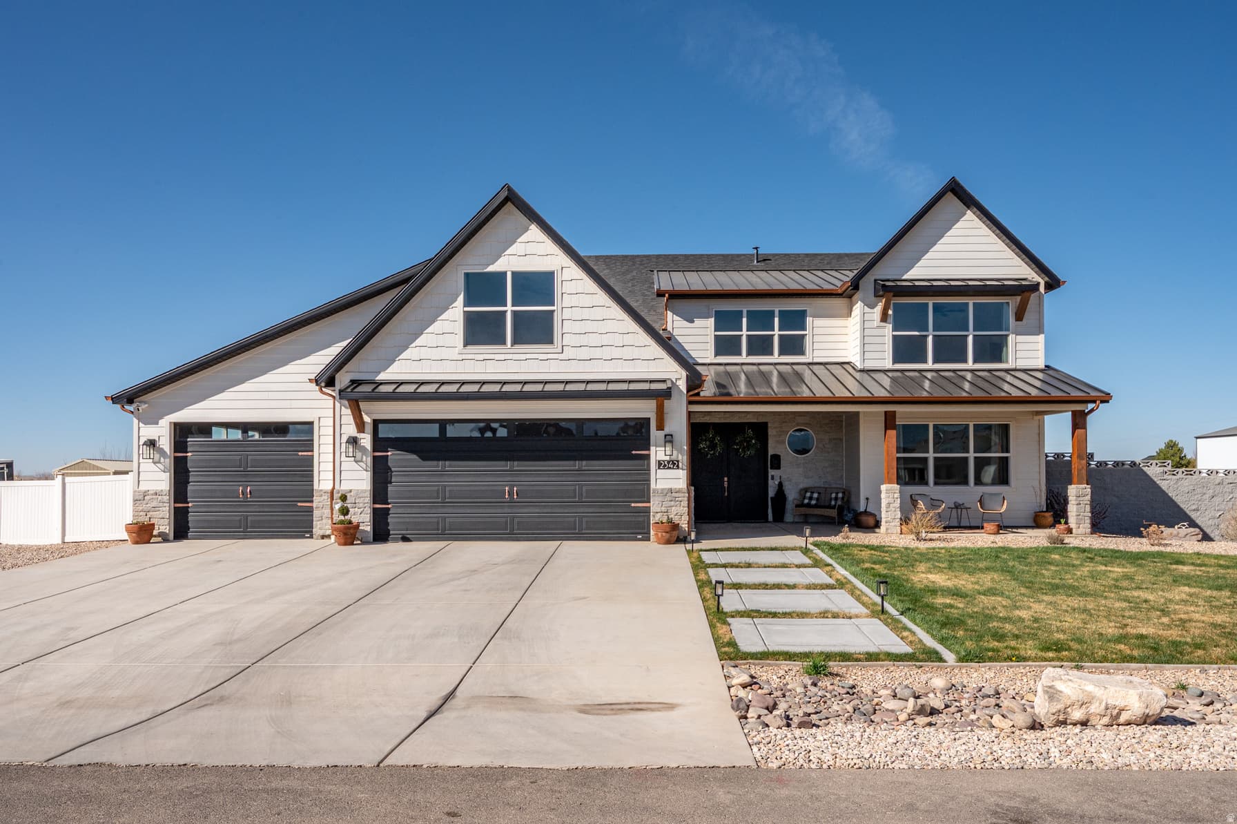 2342 W 3750 N photo 1