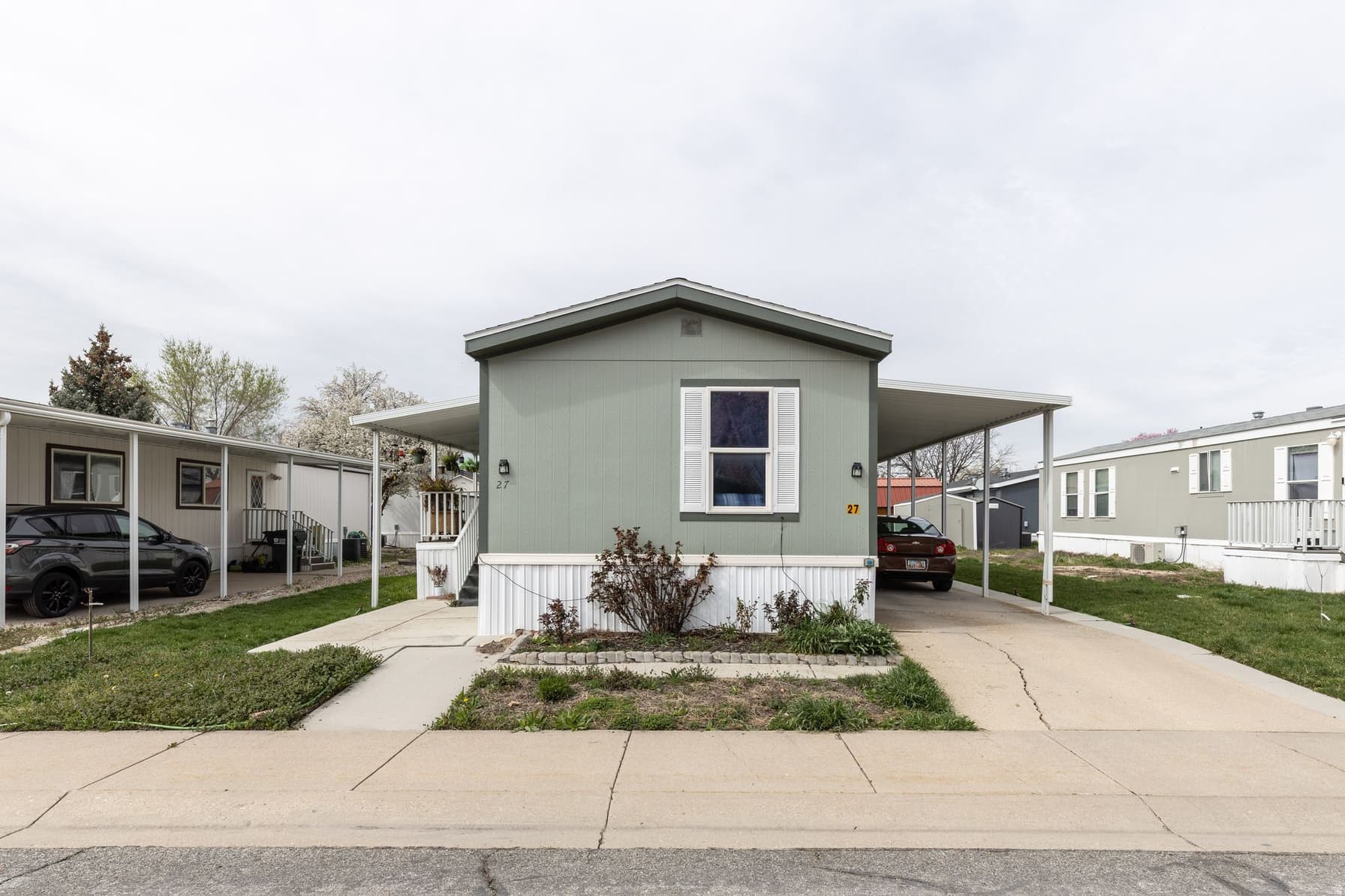 1450 N WASHINGTON BLVD #27 photo 1