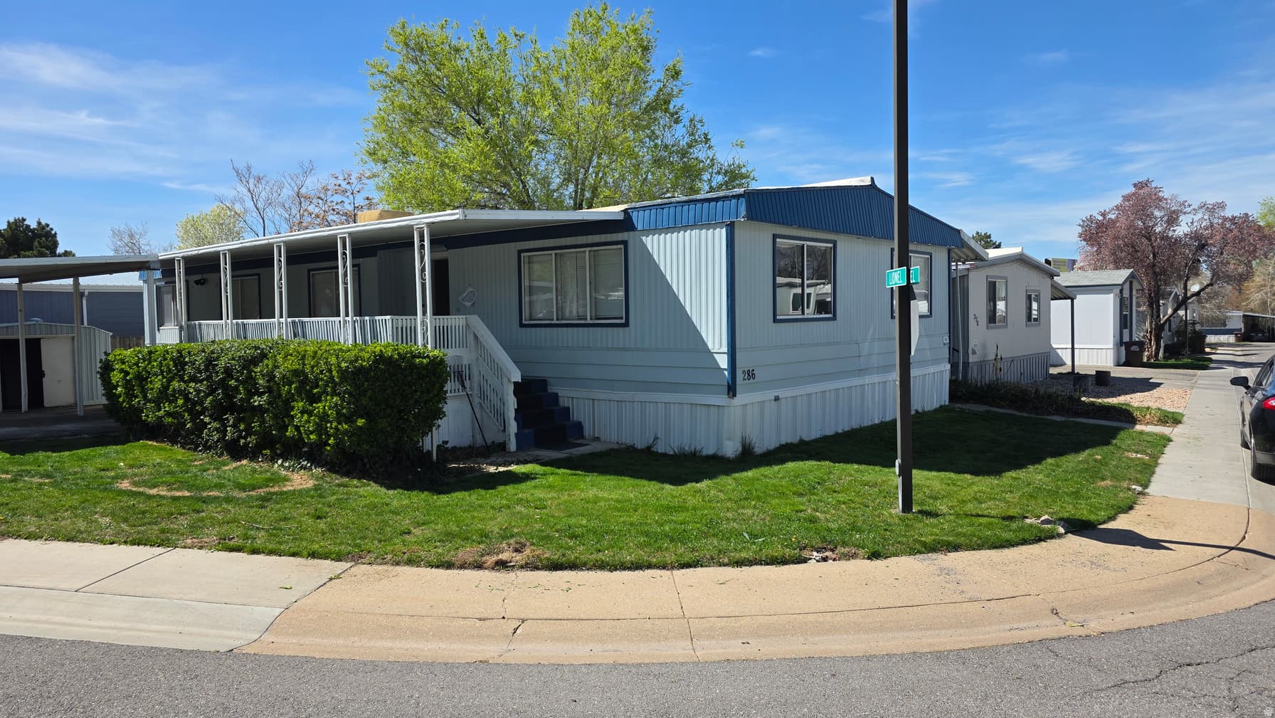 286 N LIONEL ST #381 photo 1