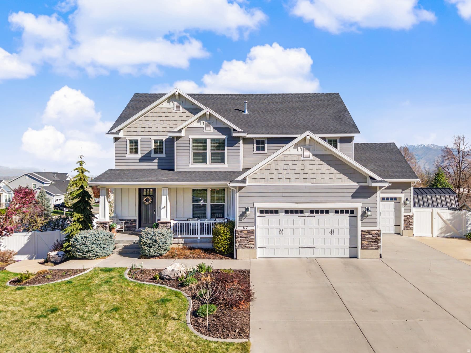 117 E RIDGE VIEW DR photo 1