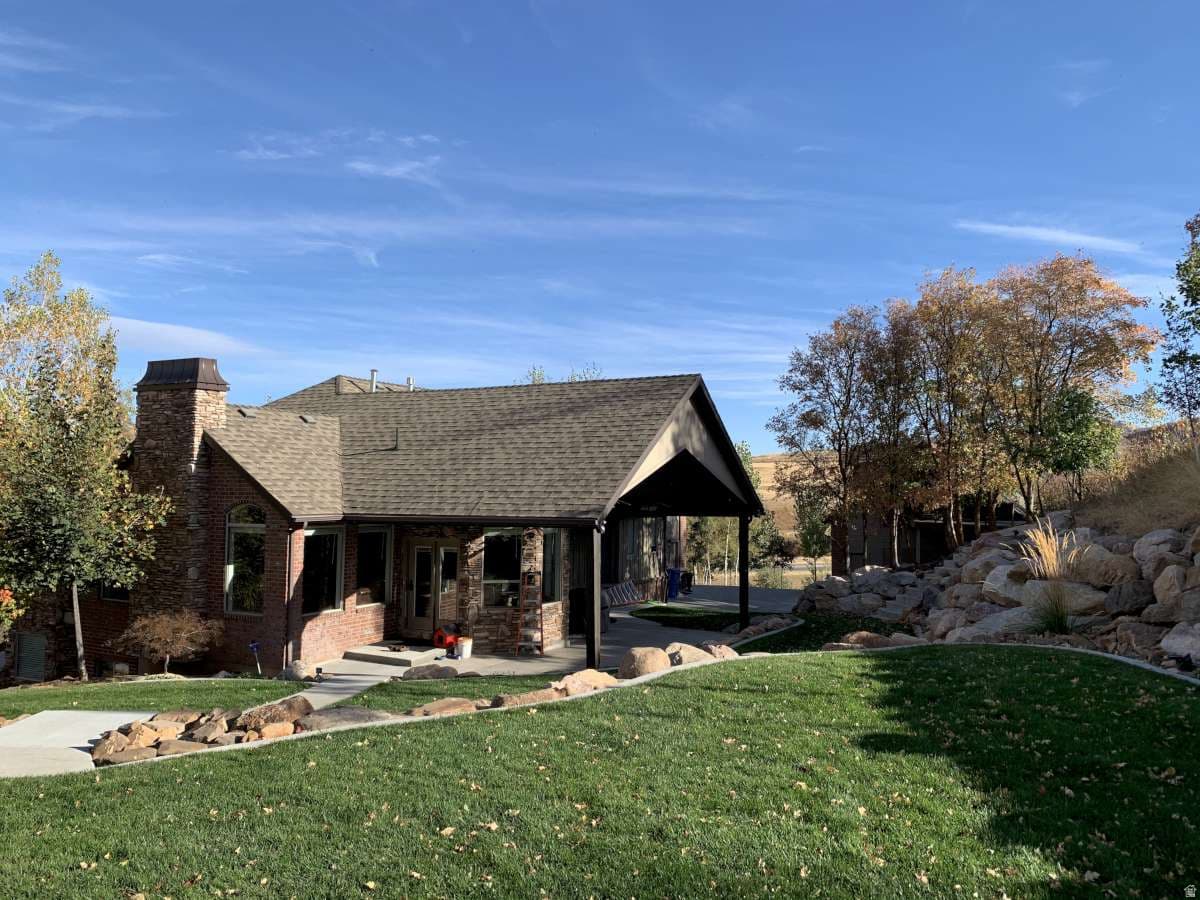 350 PINE CREST CIR photo 1