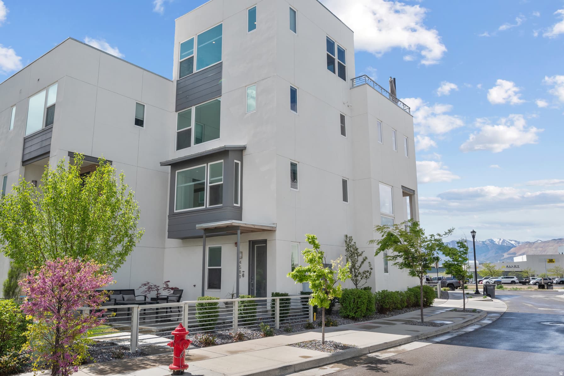 4589 W SCISSOR WAY #391 photo 1