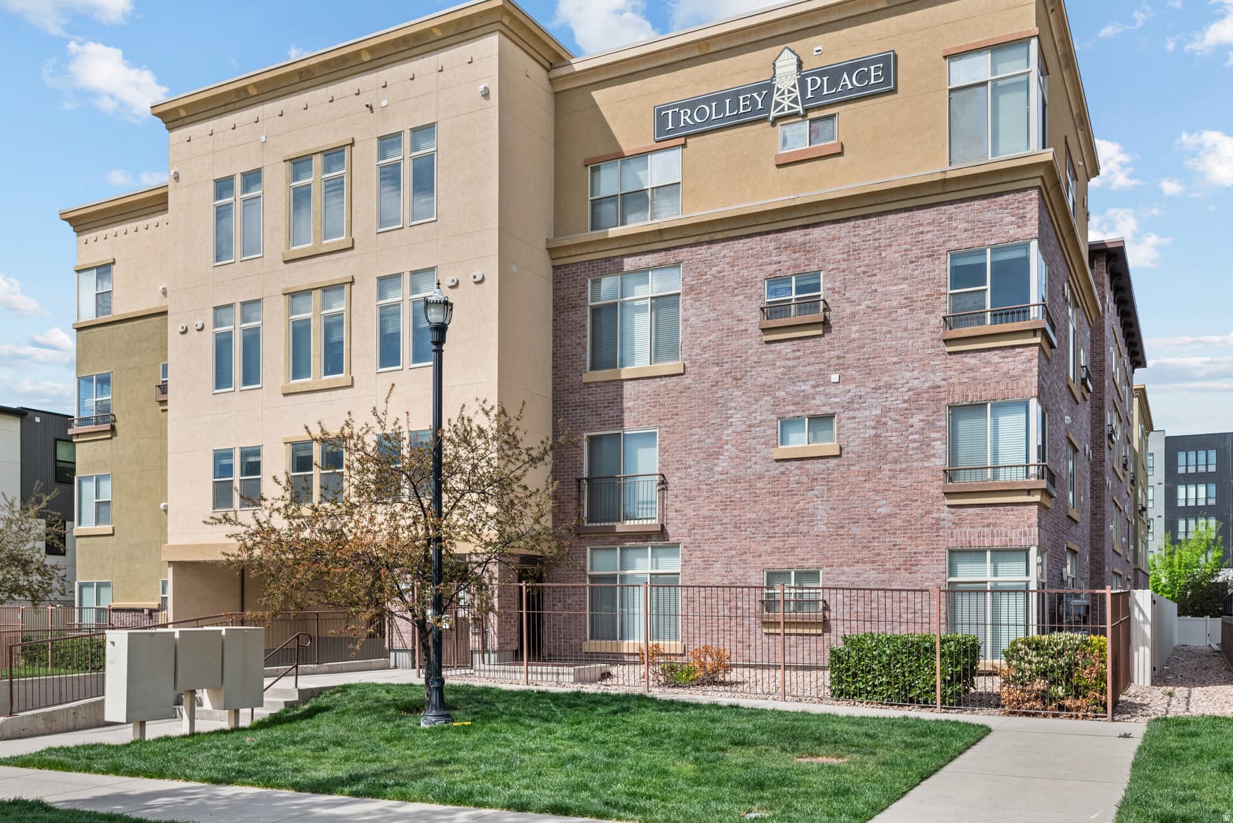 520 E 500 ST #104 photo 1