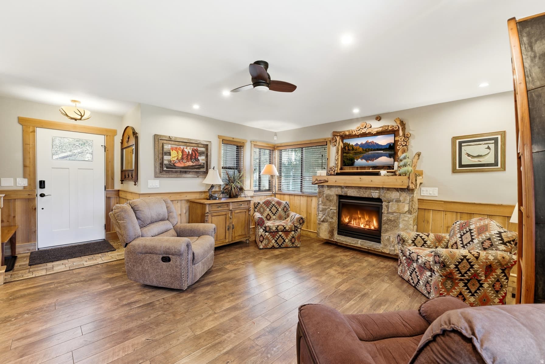 1924 FROSTWOOD BLVD #27-A photo 1