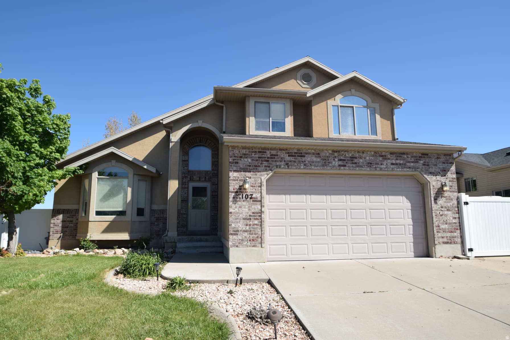 107 E 2100 S photo 1