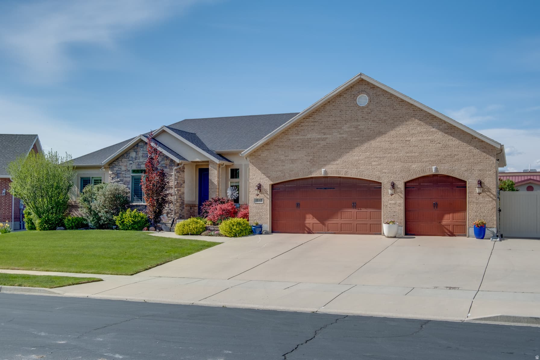 1517 E 1410 S photo 1