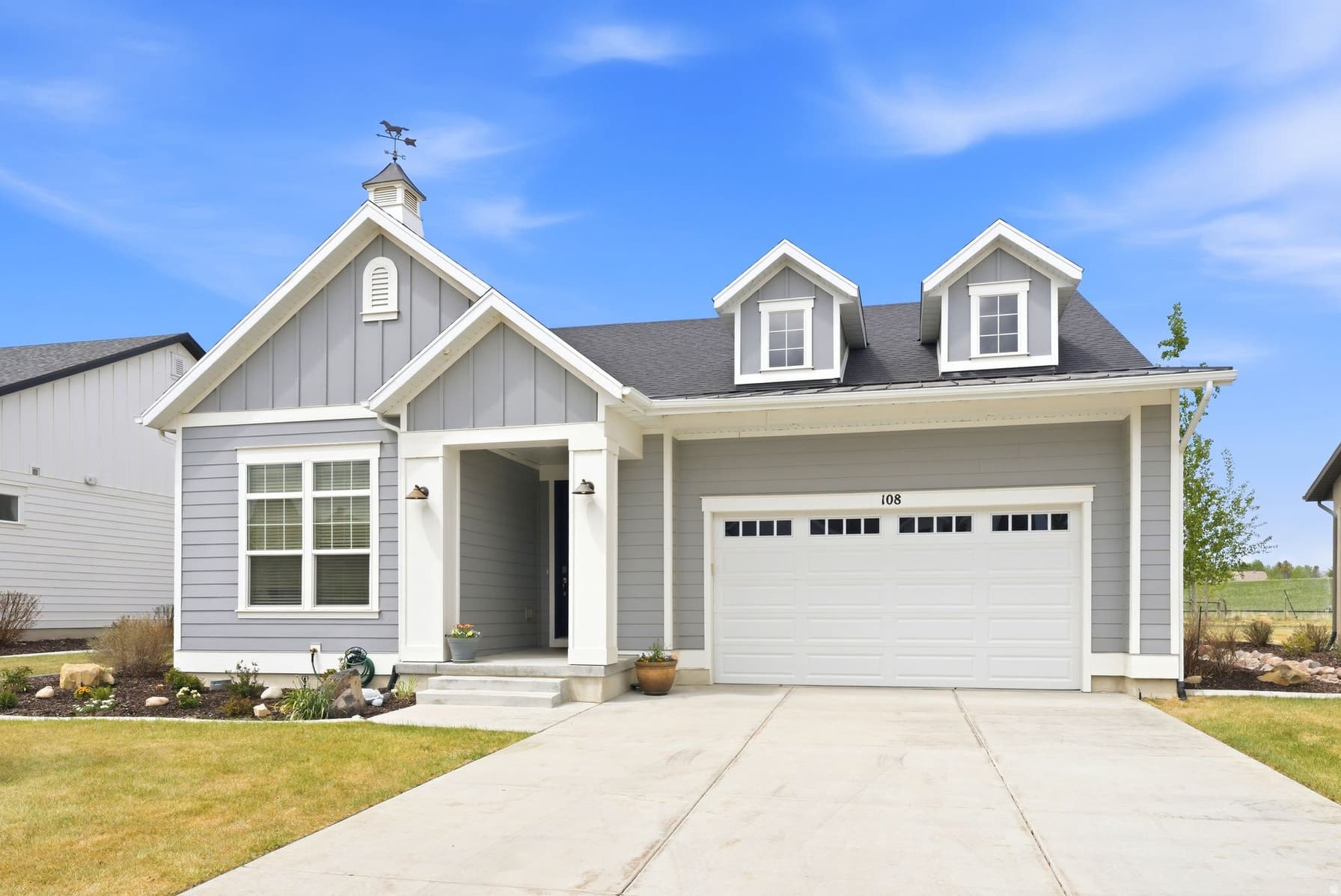 108 W MONTE ROSA LN photo 1