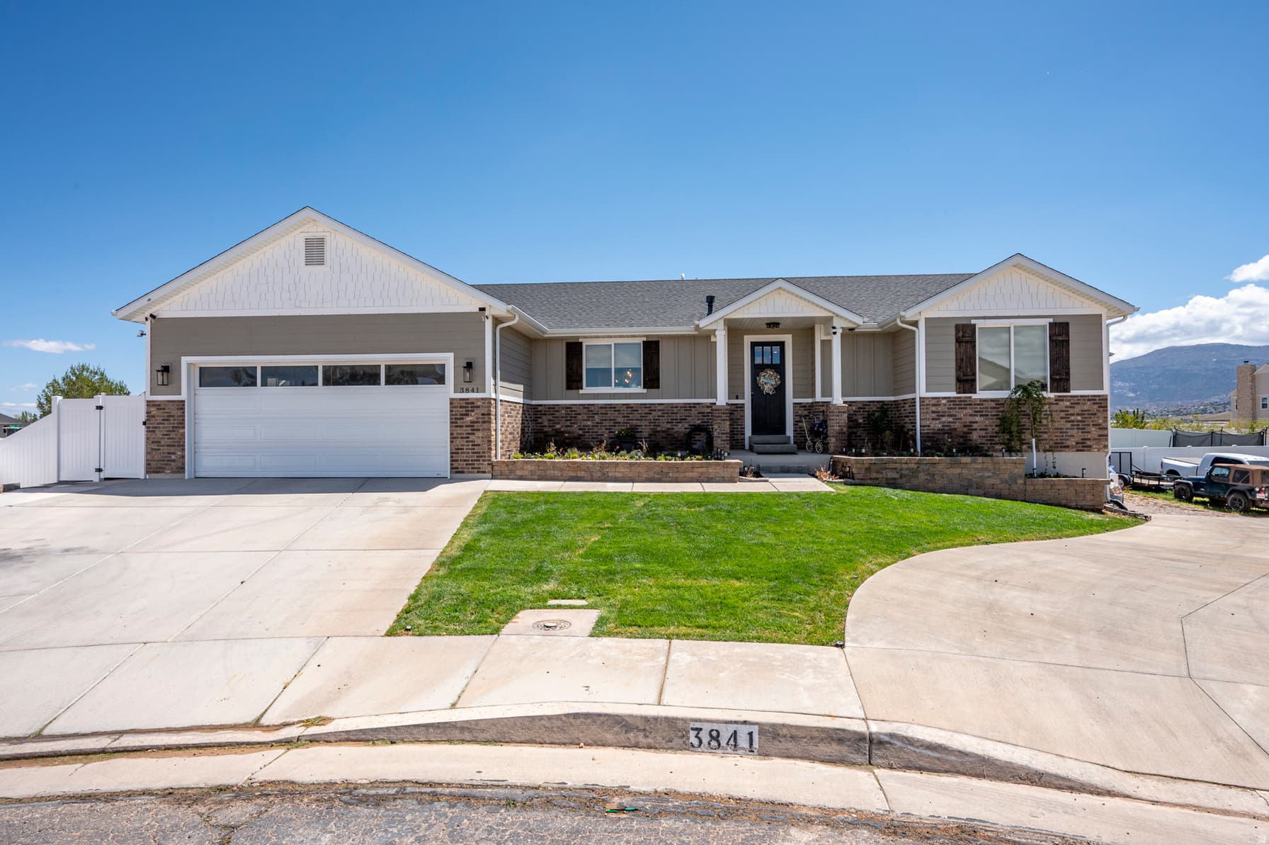 3841 W 1225 N photo 1