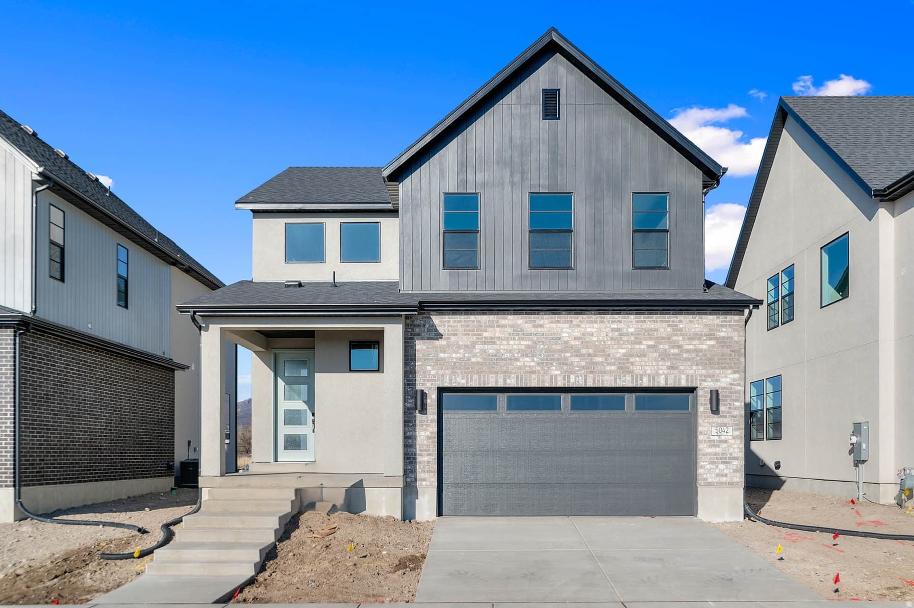 5042 W GREEN ASH LN photo 1