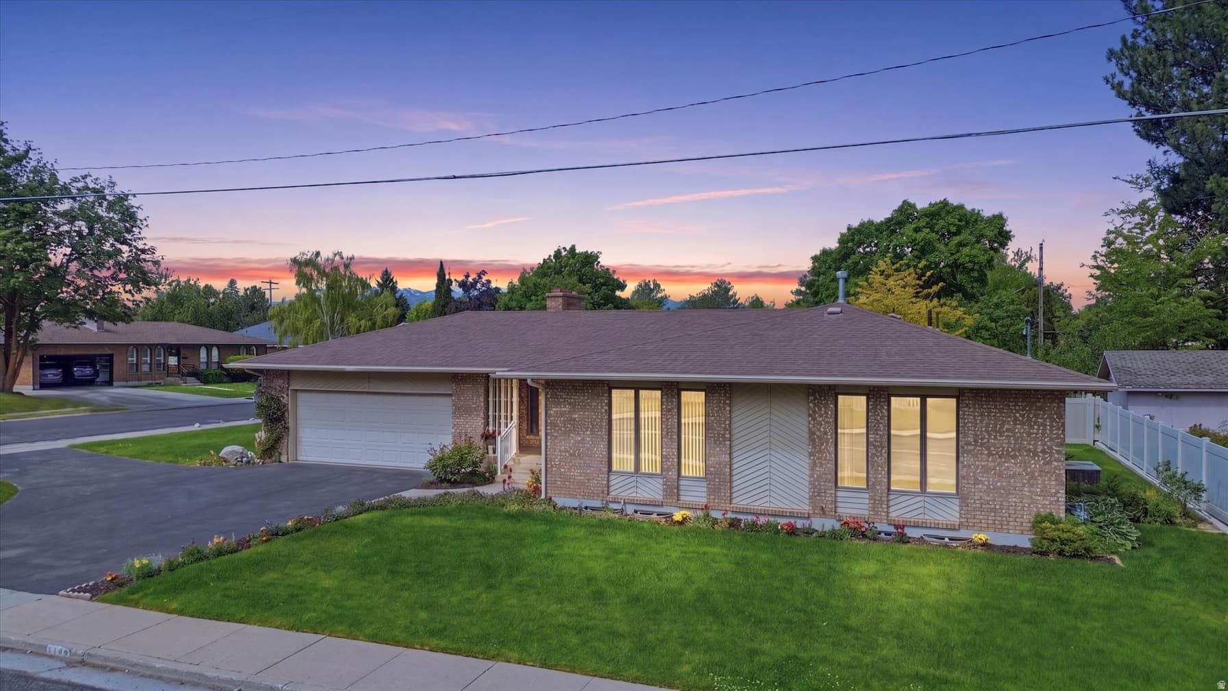 1205 N 1600 E photo 1