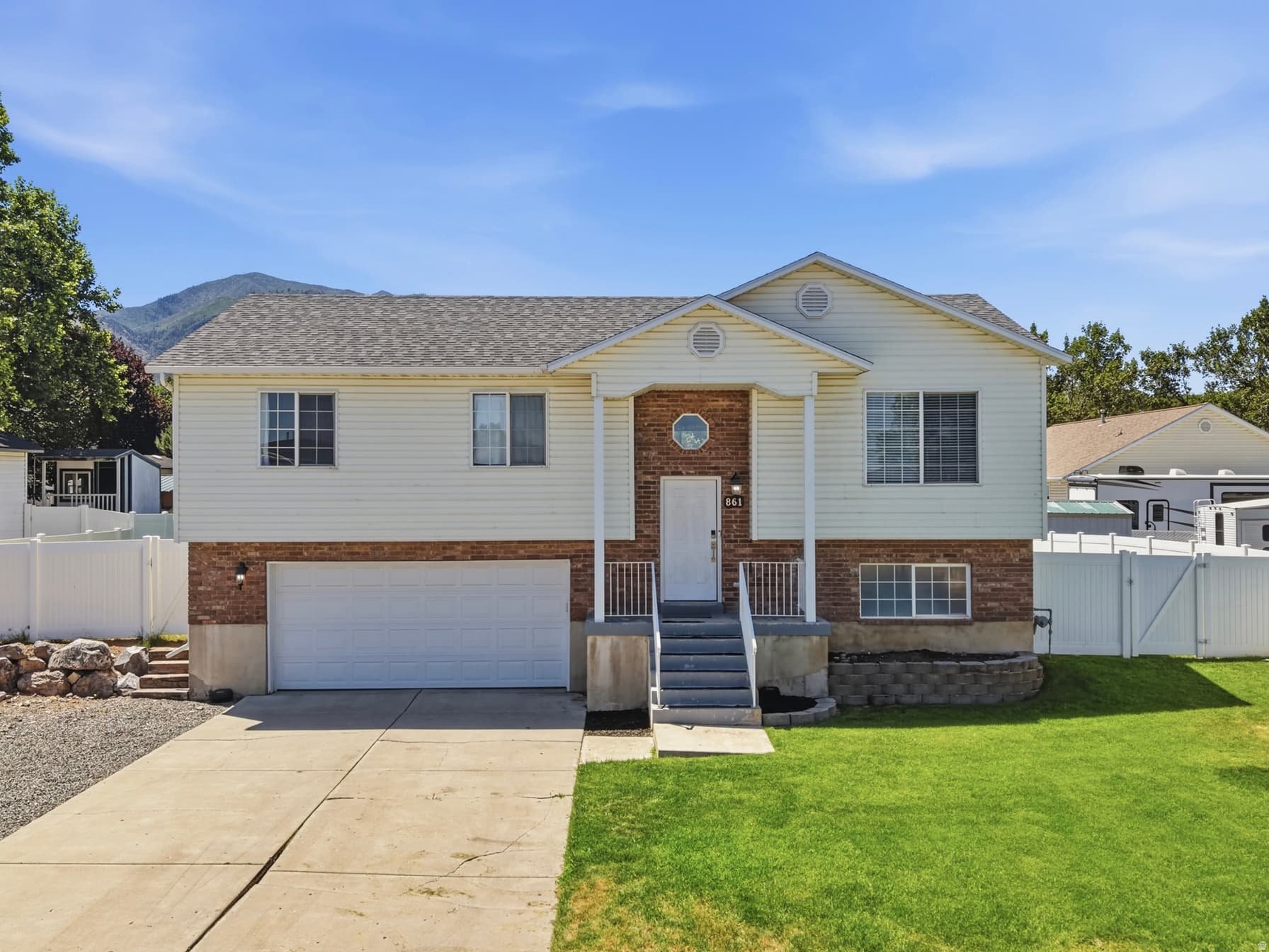 861 W 1235 S photo 1