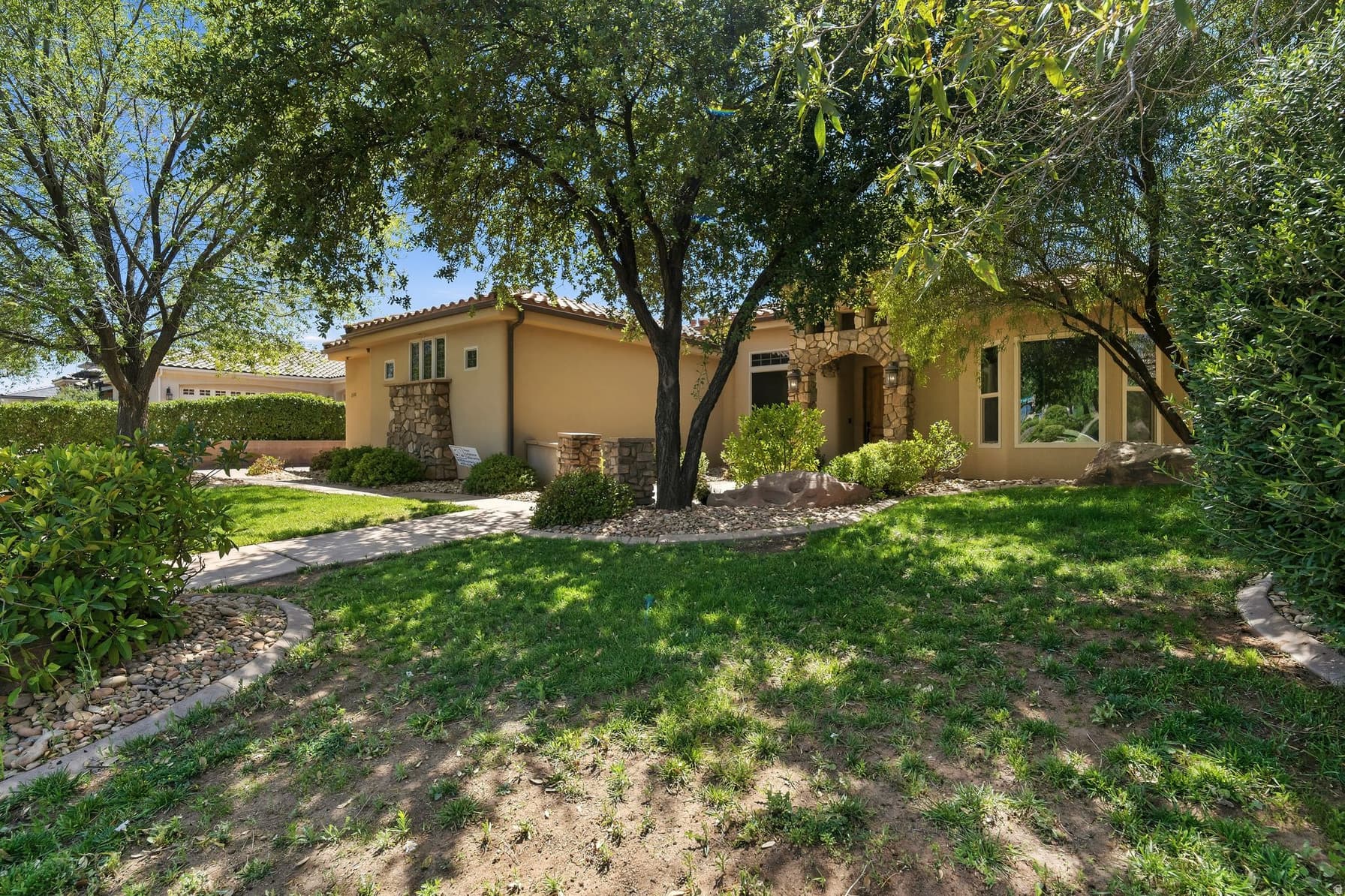 2100 S CAMINO REAL photo 1