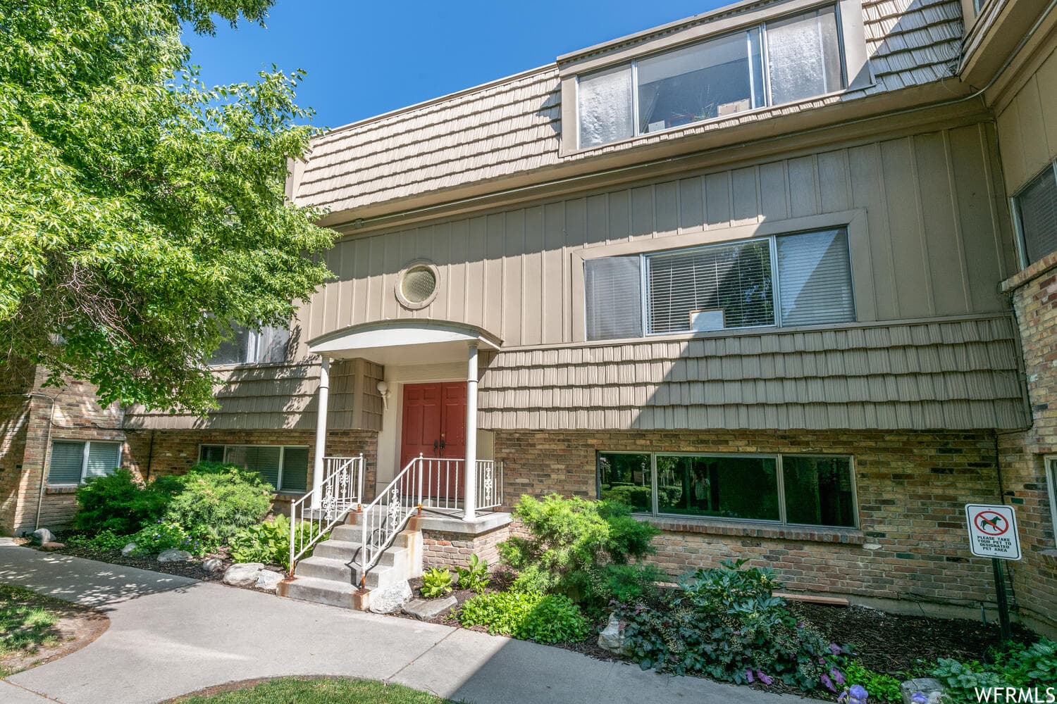 2220 E MURRAY HOLLADAY RD #182 photo 1