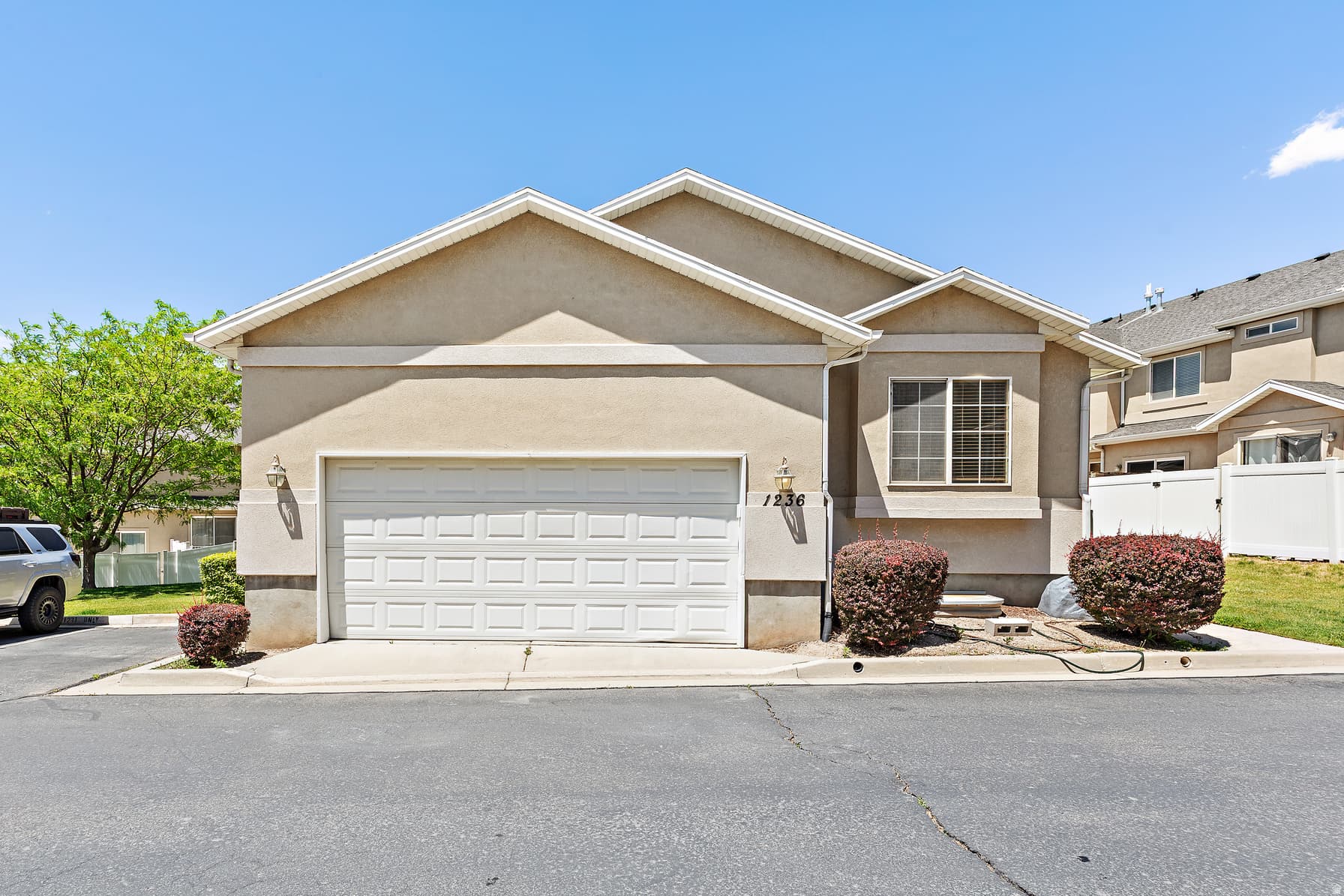 1236 S 1440 E photo 1