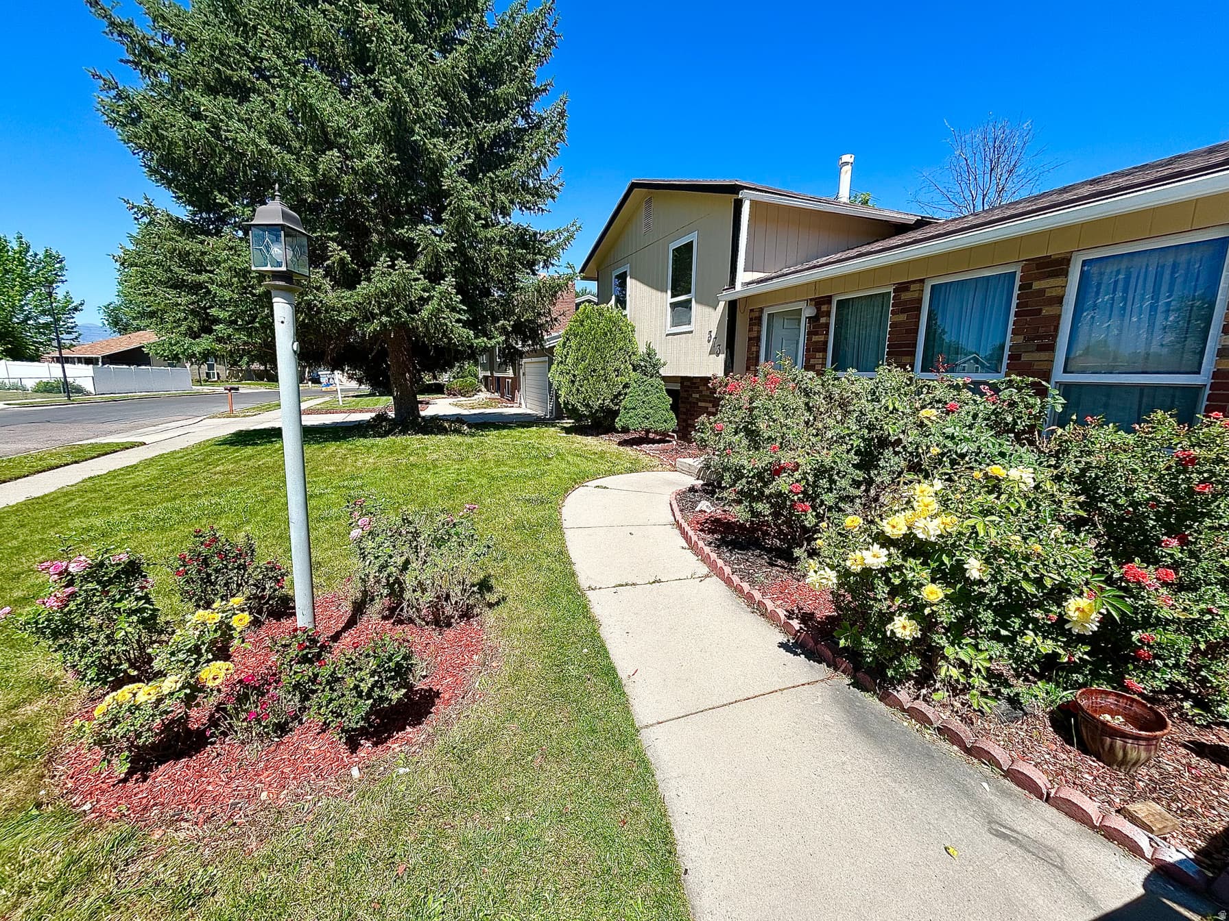 373 E 10450 S photo 1