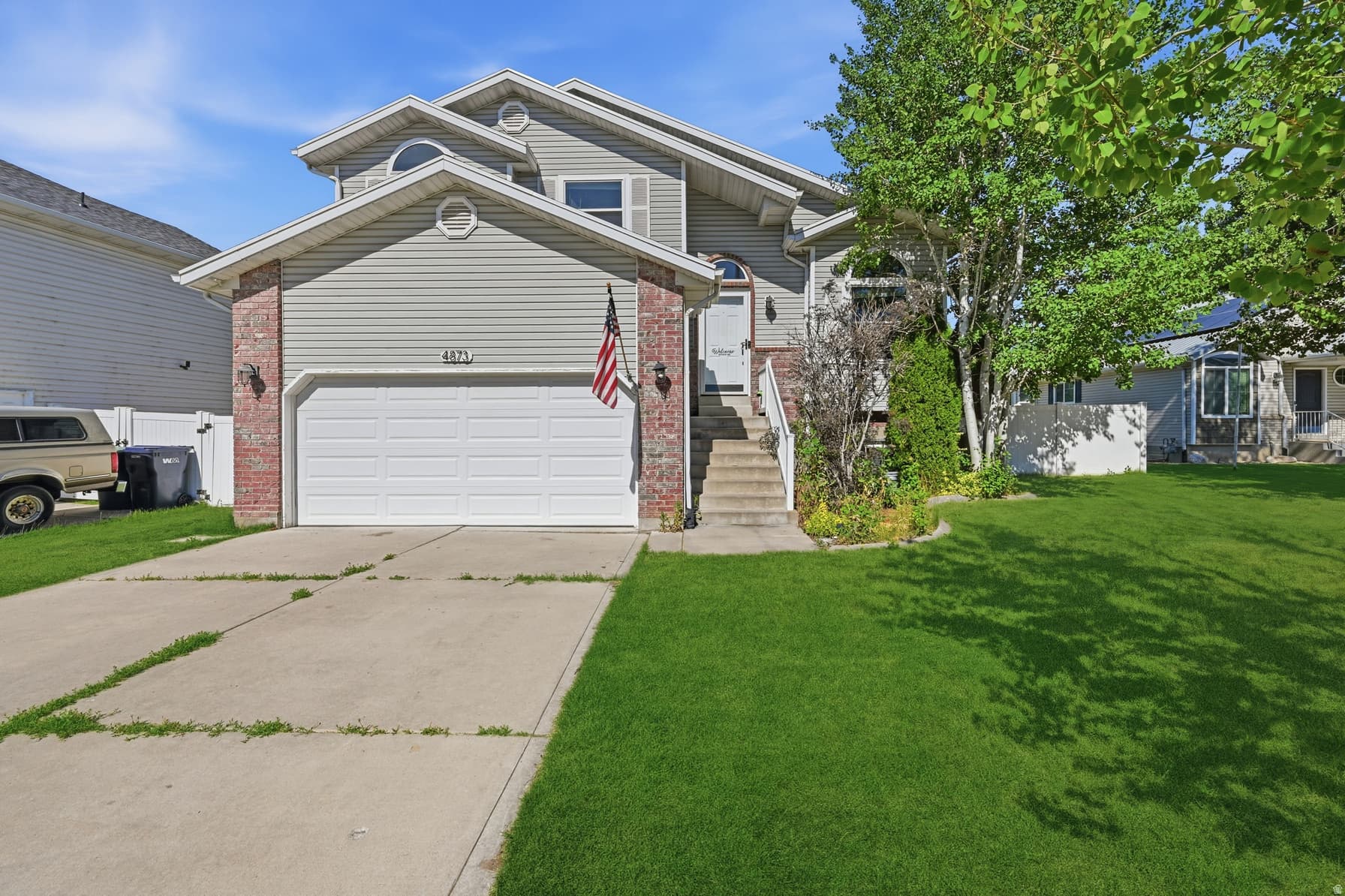 4873 S 4150 W photo 1