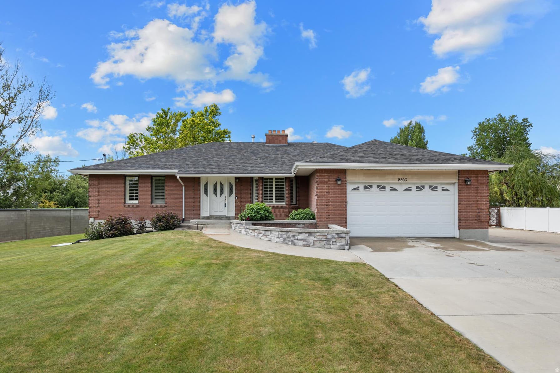 2893 W MYERS LN photo 1