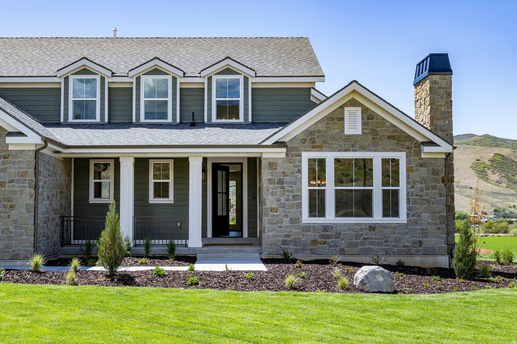 1282 PEARL CT #9 photo 1