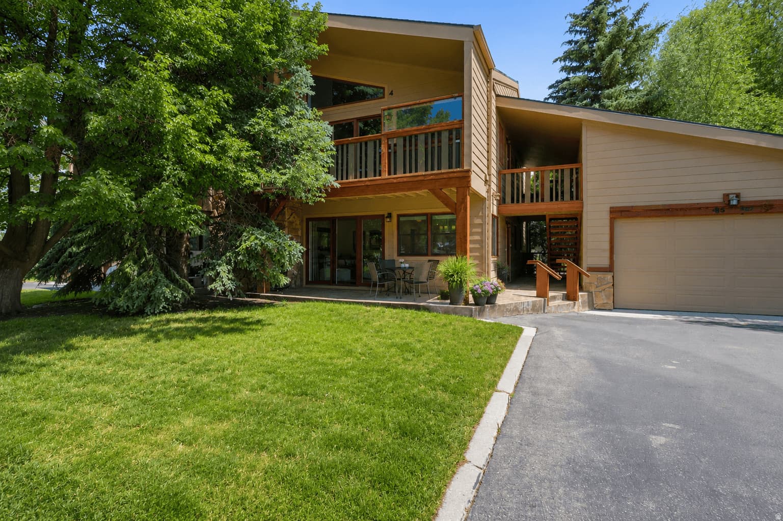485 WINDRIFT LN #1 photo 1