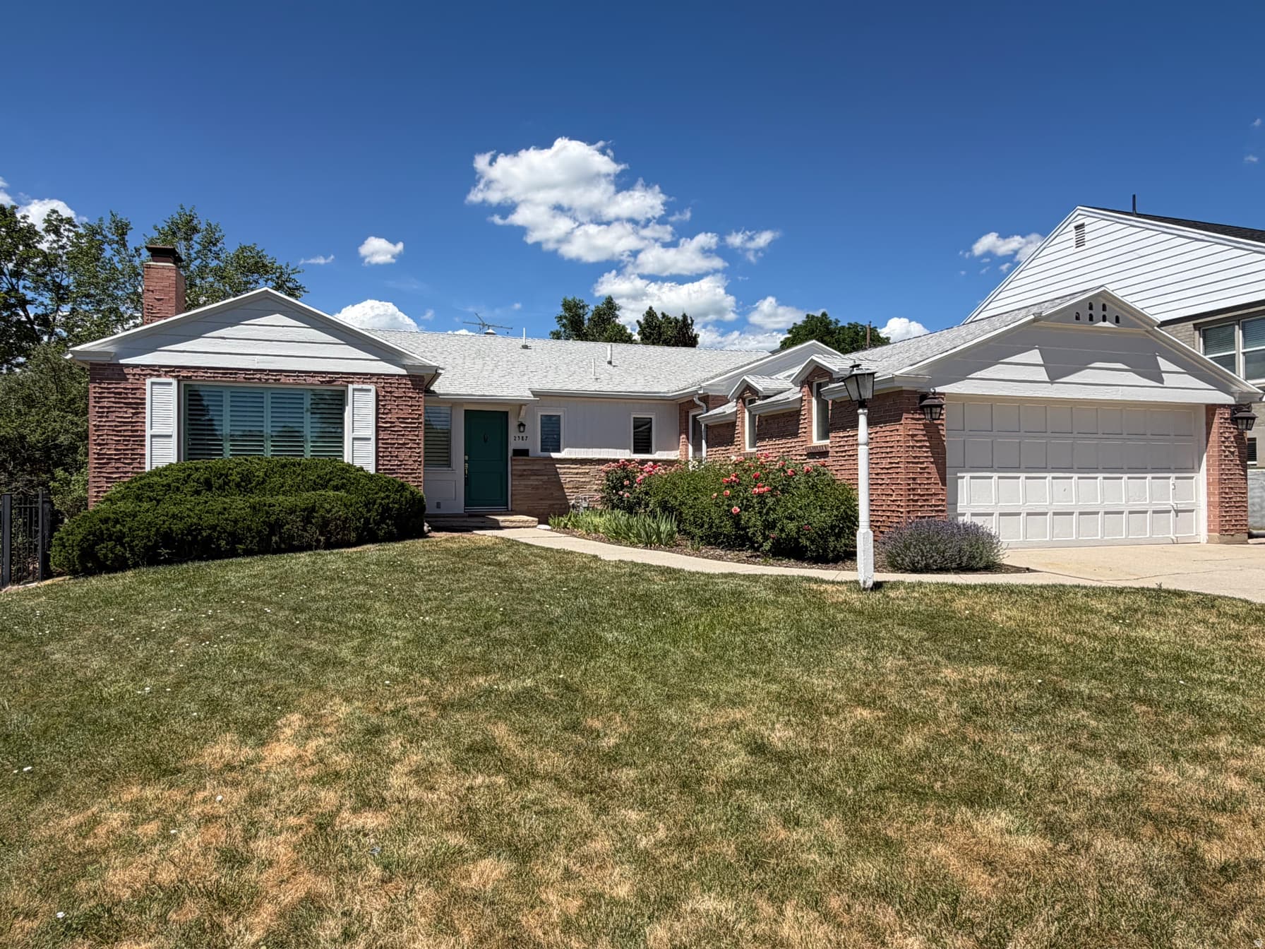 2387 E BEACON DR photo 1