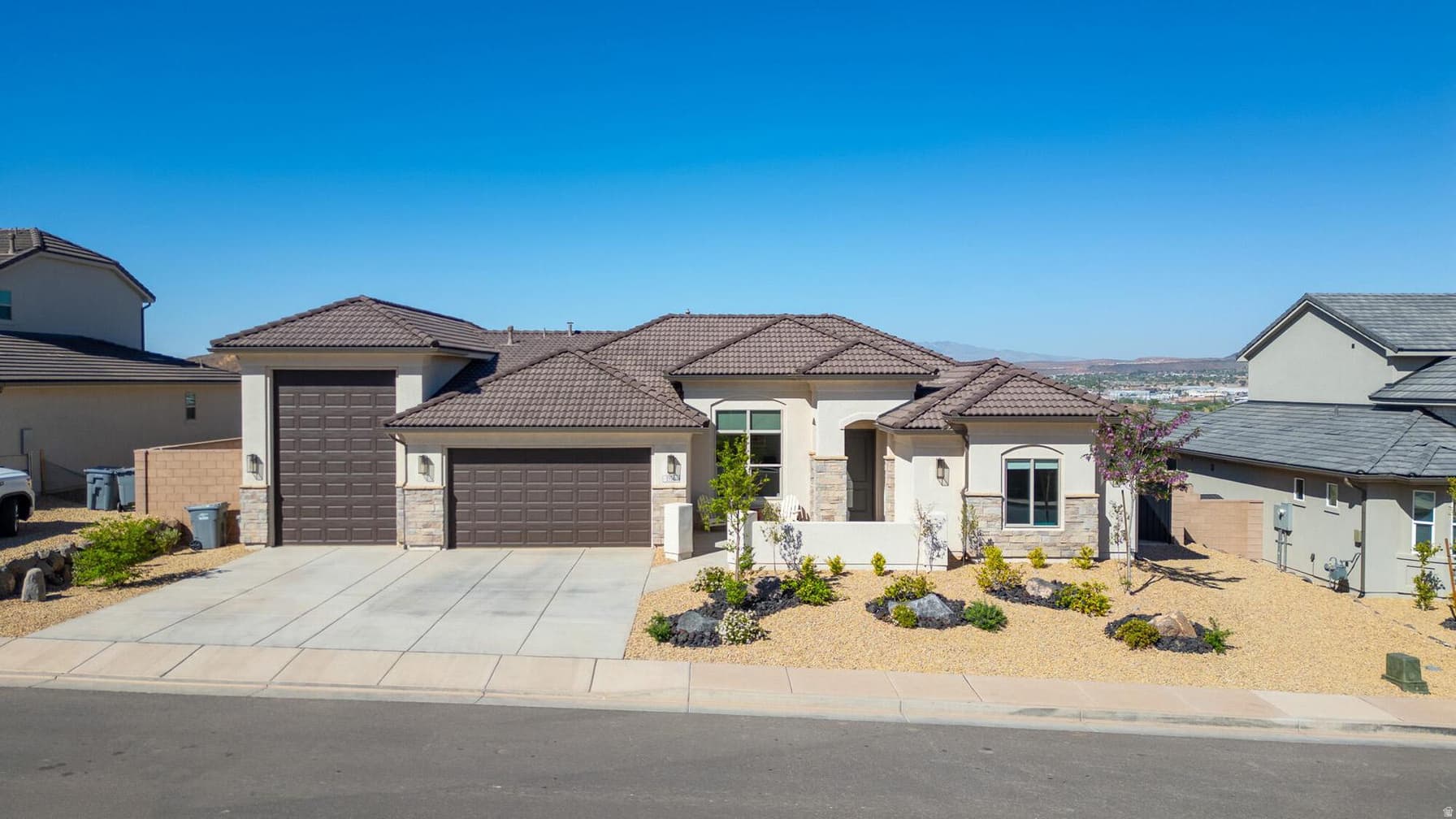 1916 S PLEIADES WAY photo 1