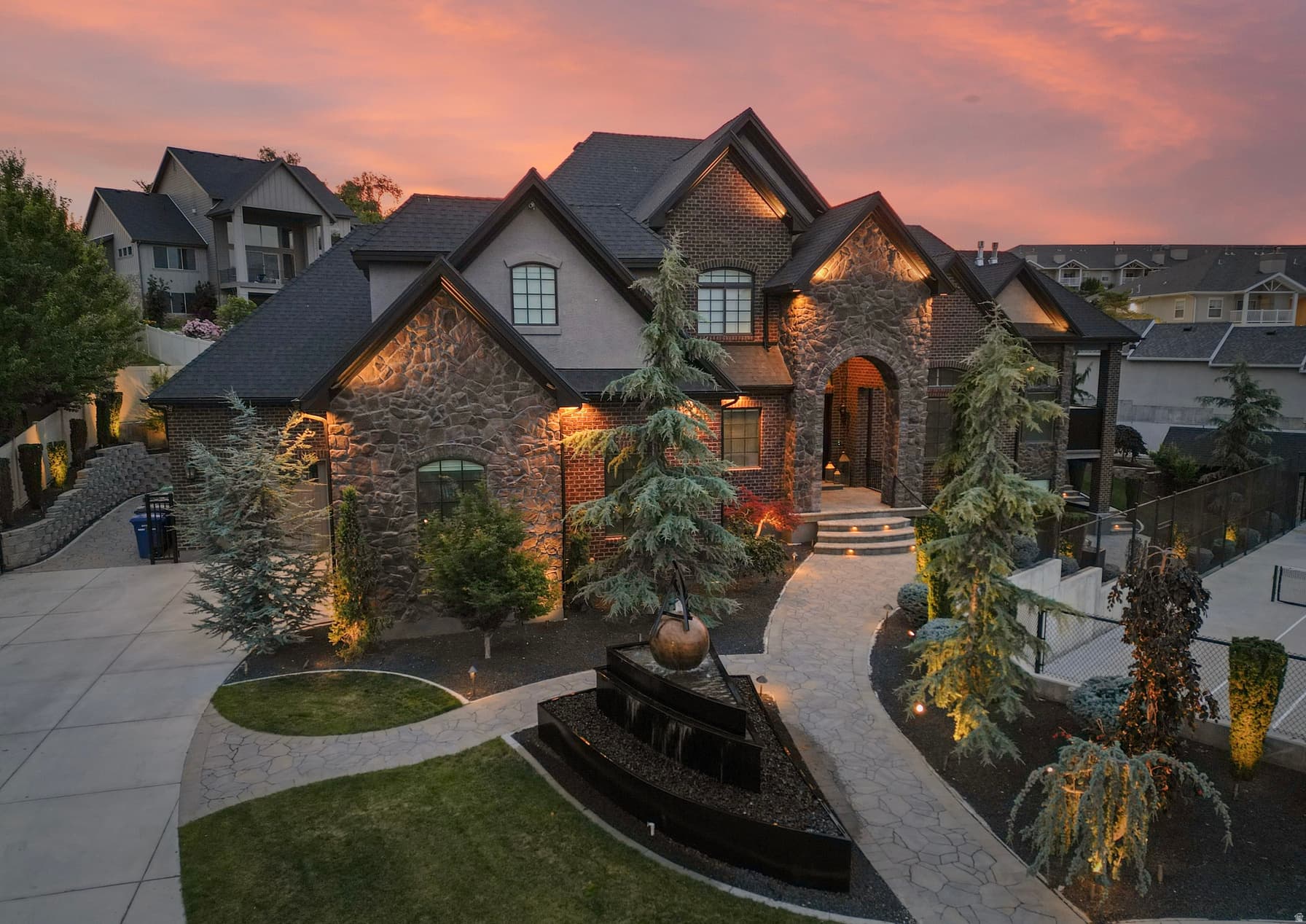 9126 S WASATCH PEAK CIR photo 1