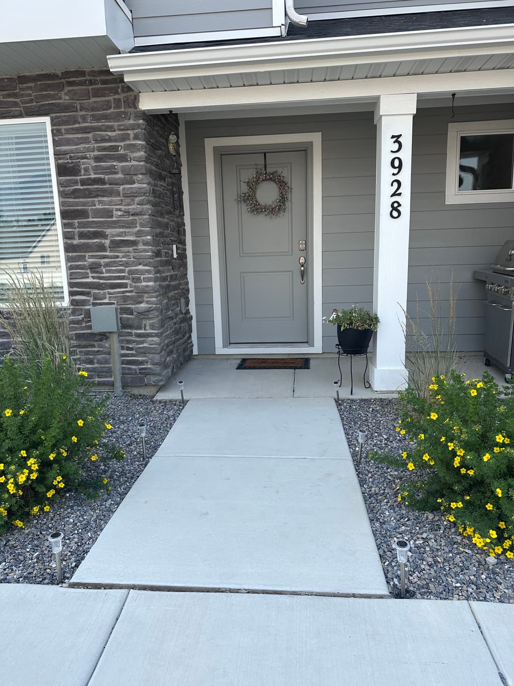 3928 COUGAR LN photo 1