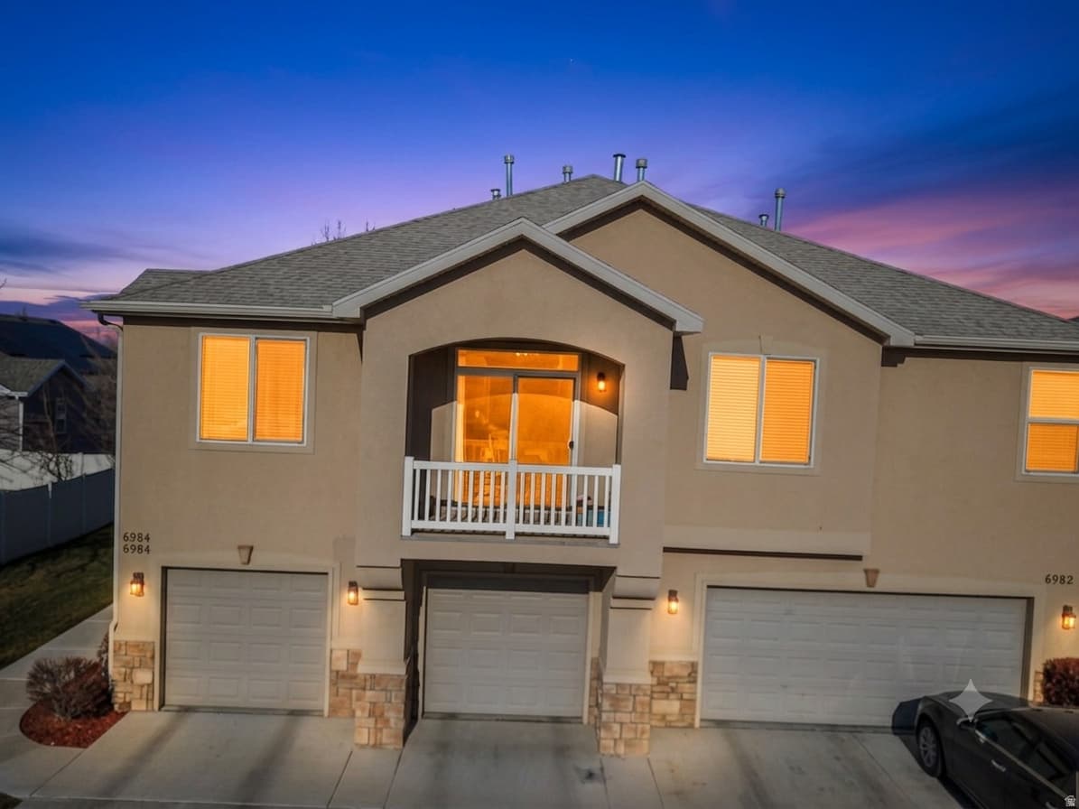 6986 W HARLECH LN photo 1