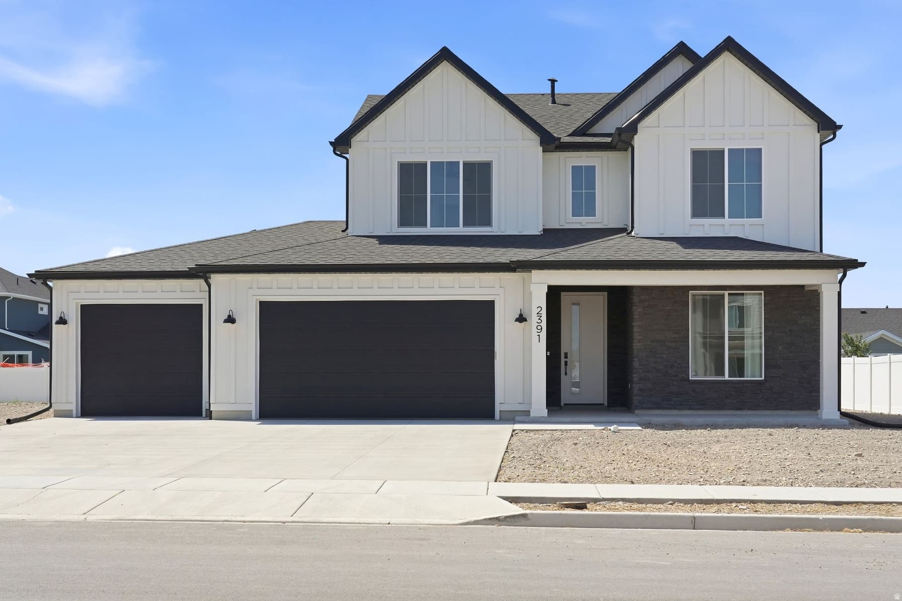 2391 W 2950 N photo 1