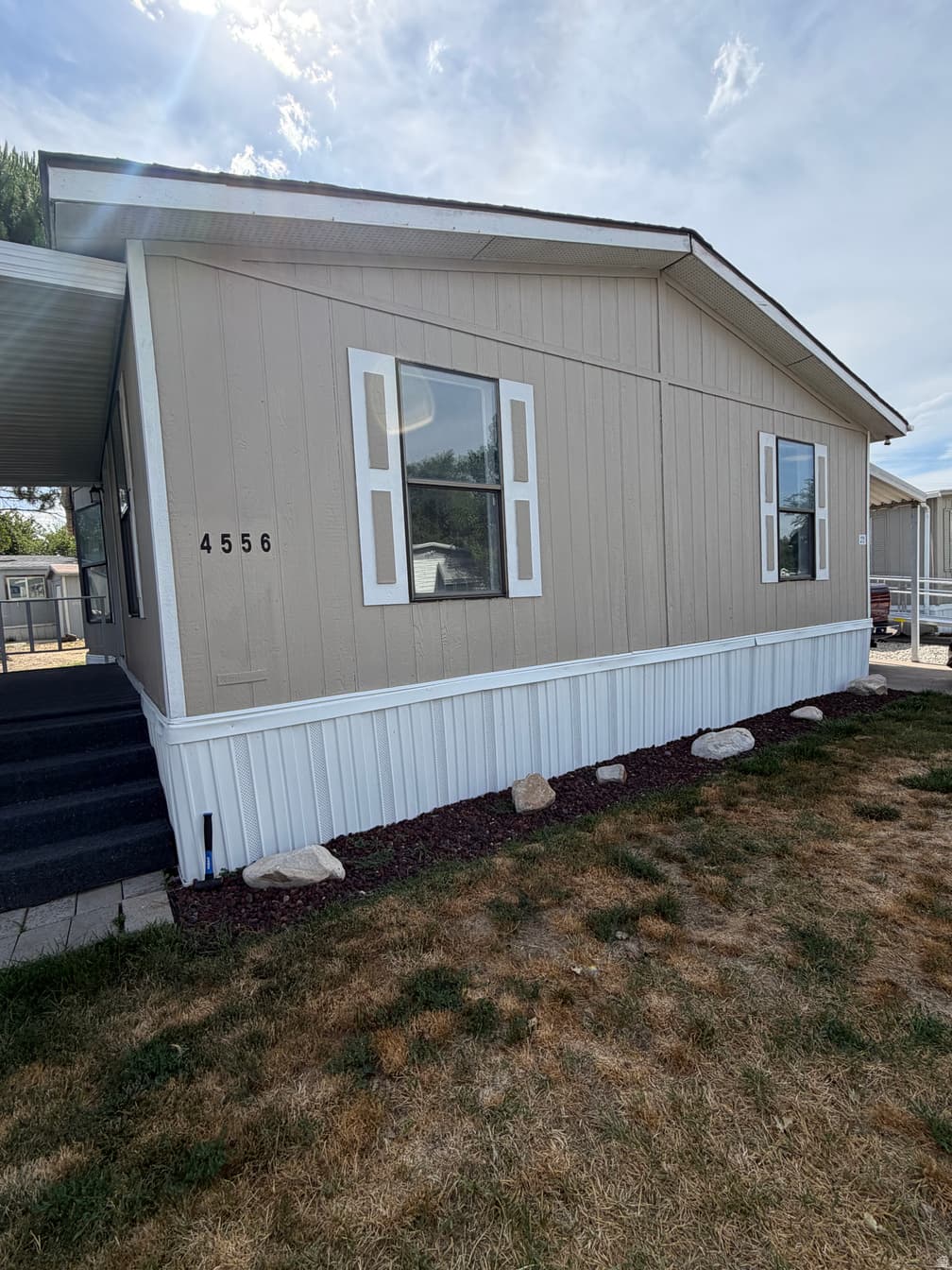 4556 S MERIDIAN CIR ##52 photo 1