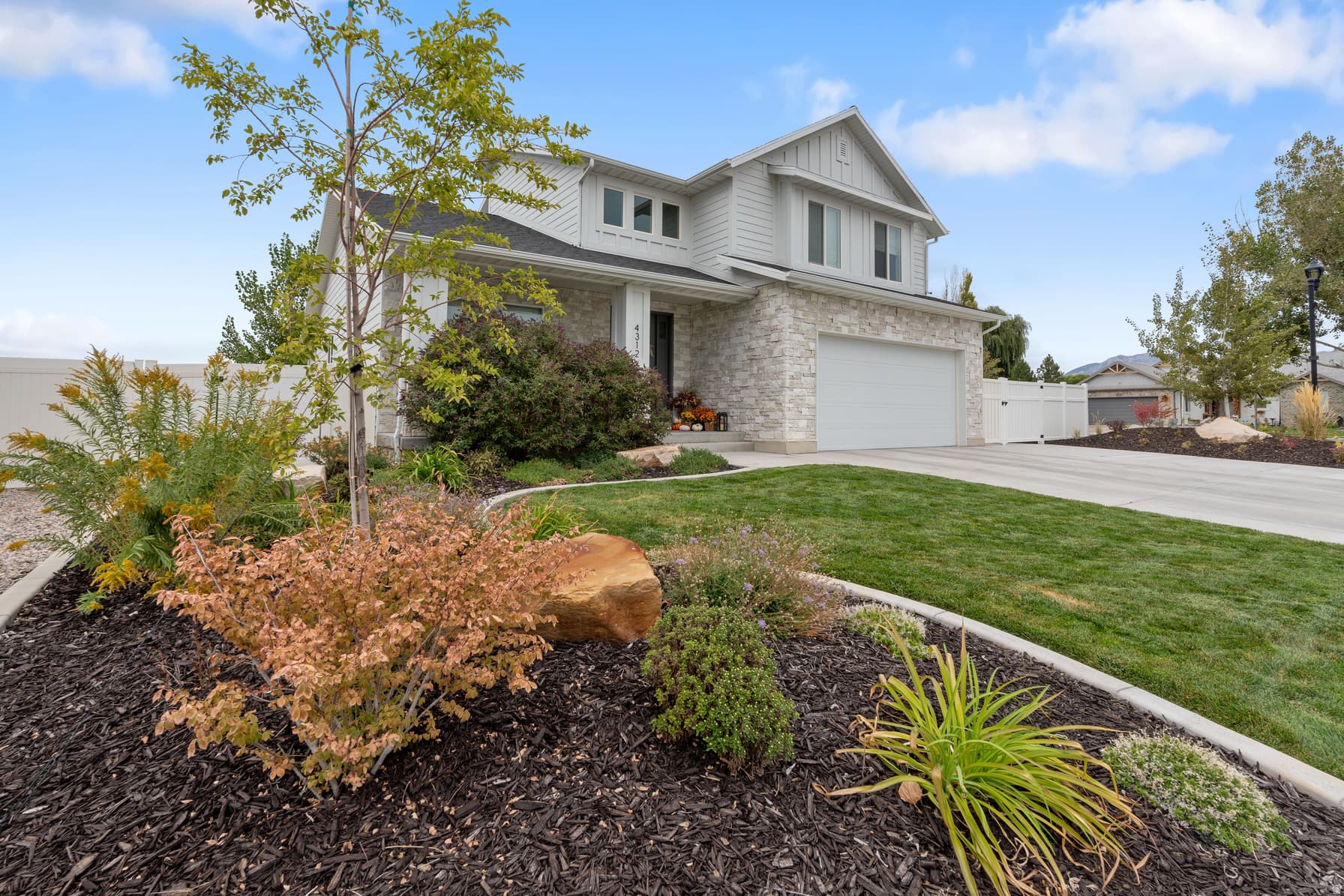 4312 W 5925 S photo 1