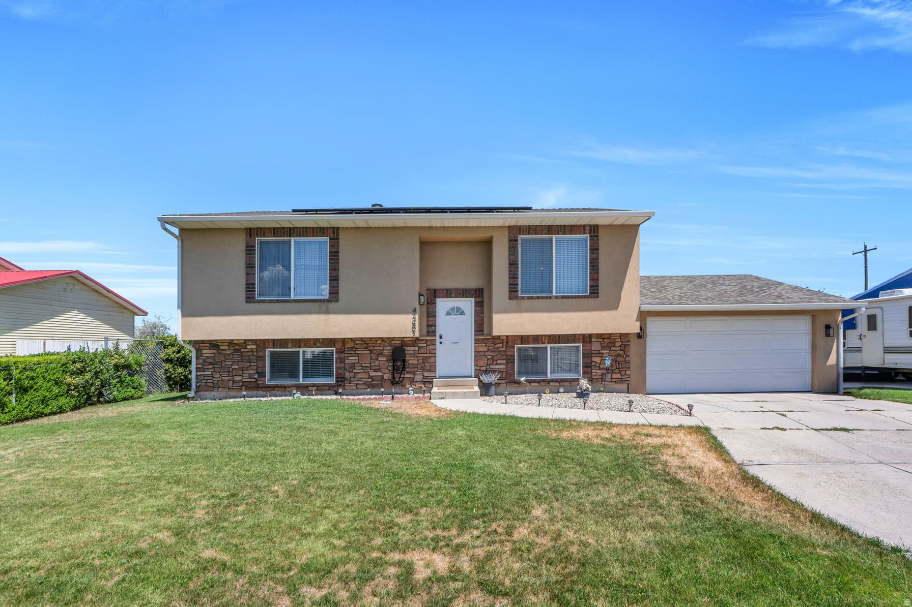 4382 W CORTNEY DR photo 1