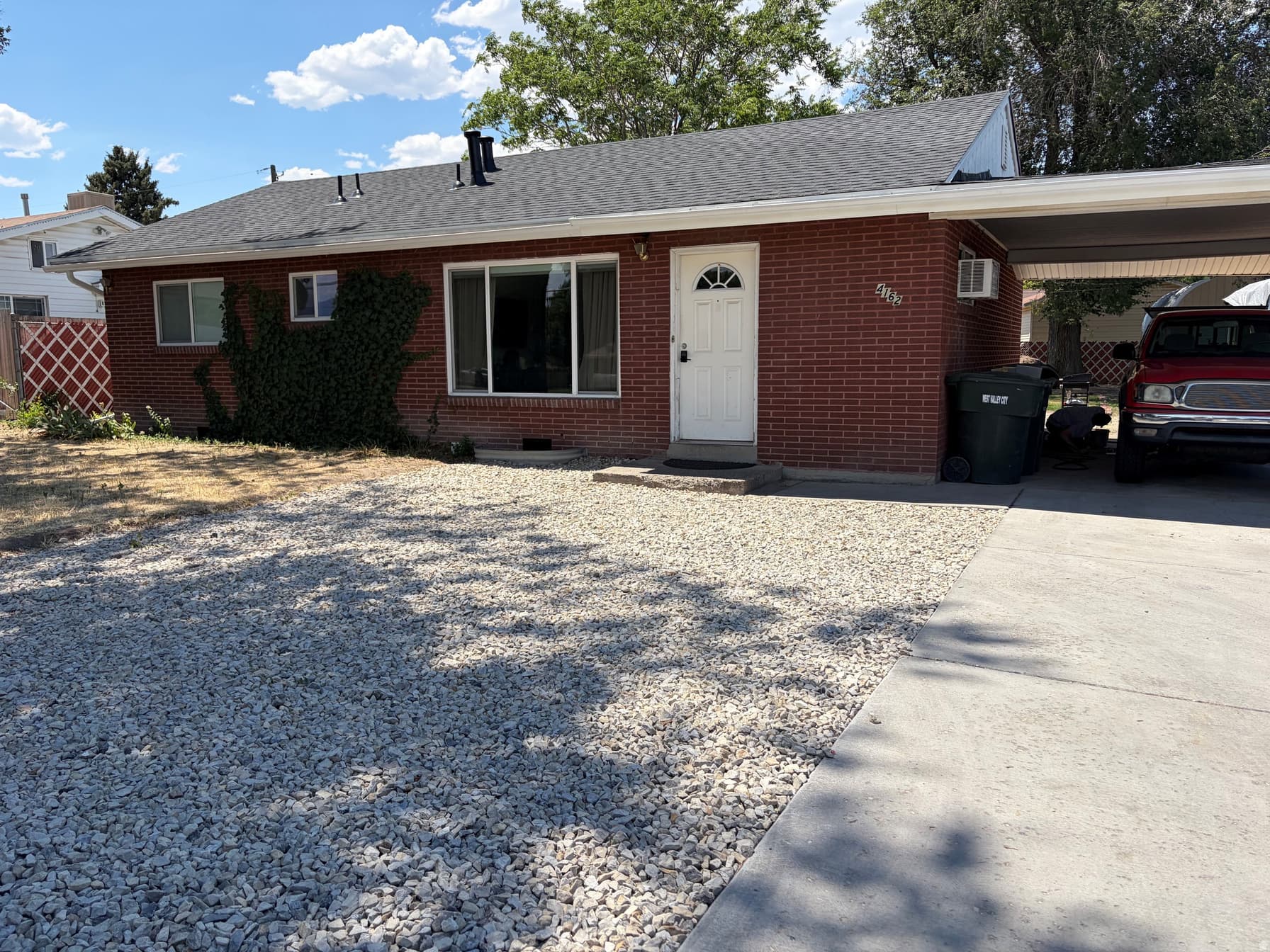 4162 S 4800 W photo 1