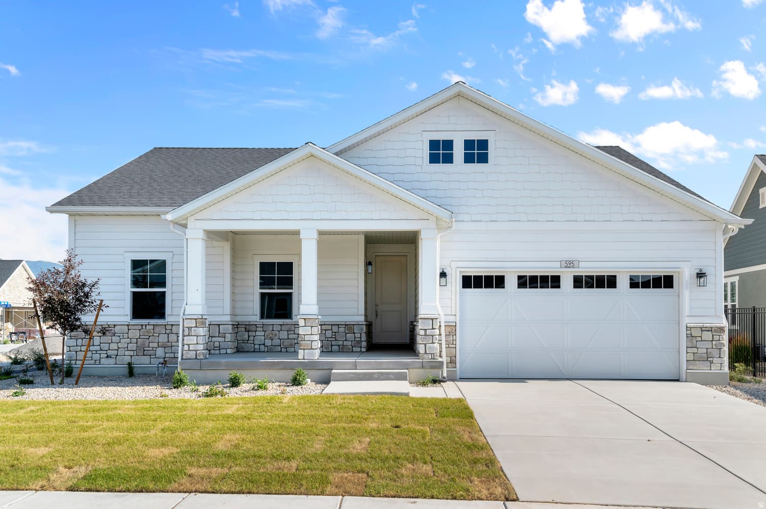 595 W JUNEGRASS LN photo 1