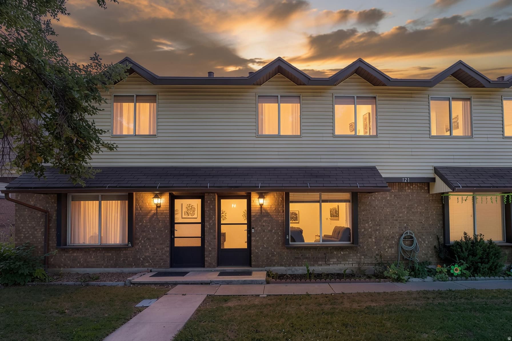 121 E SOUTHWELL #18 photo 1