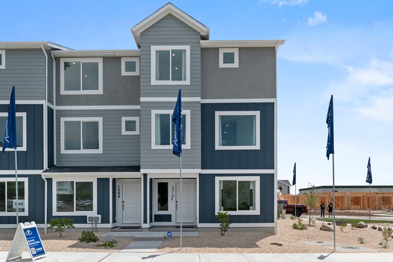 1236 N 275 E #198 photo 1