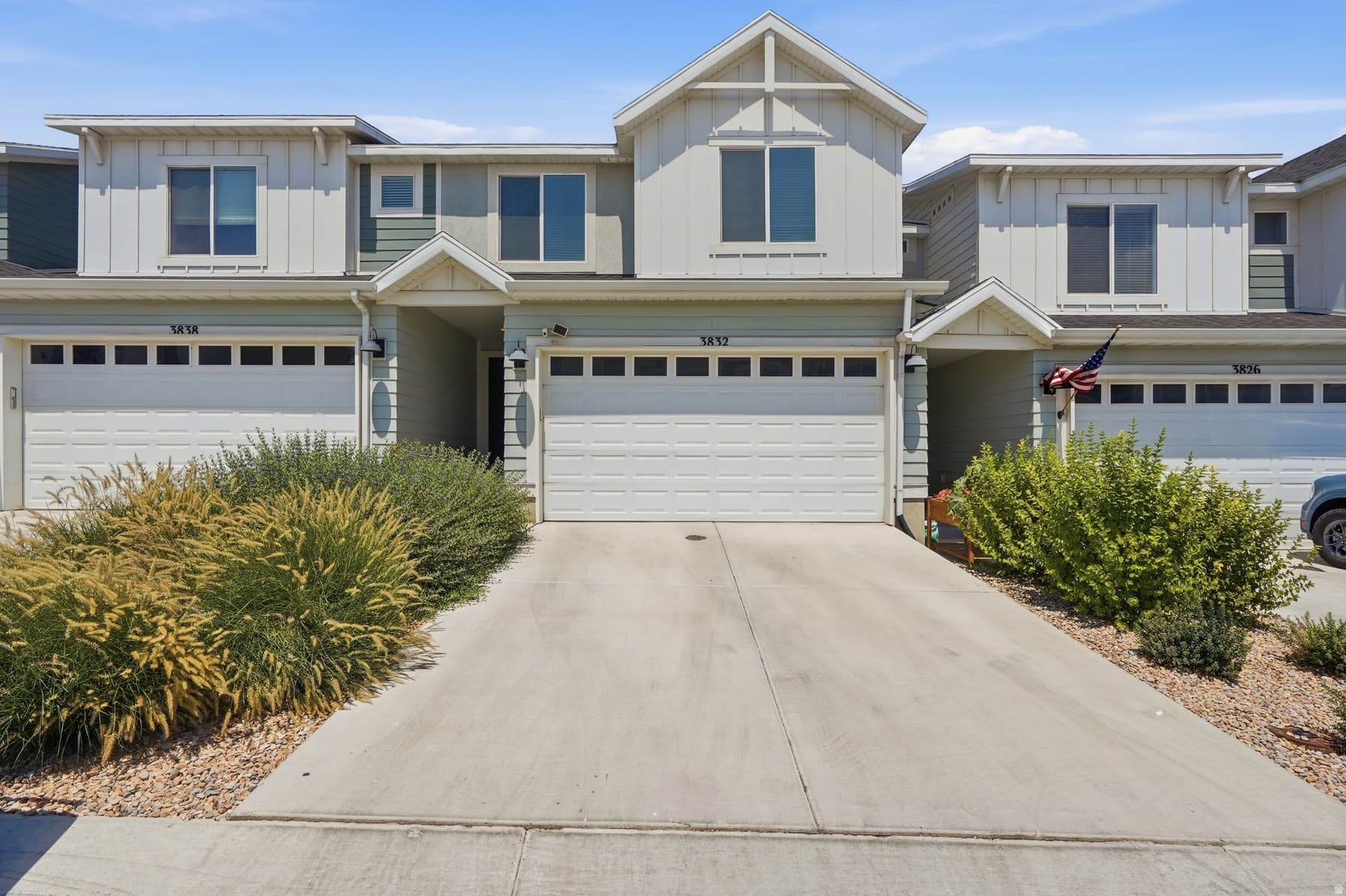 3832 W 930 N photo 1