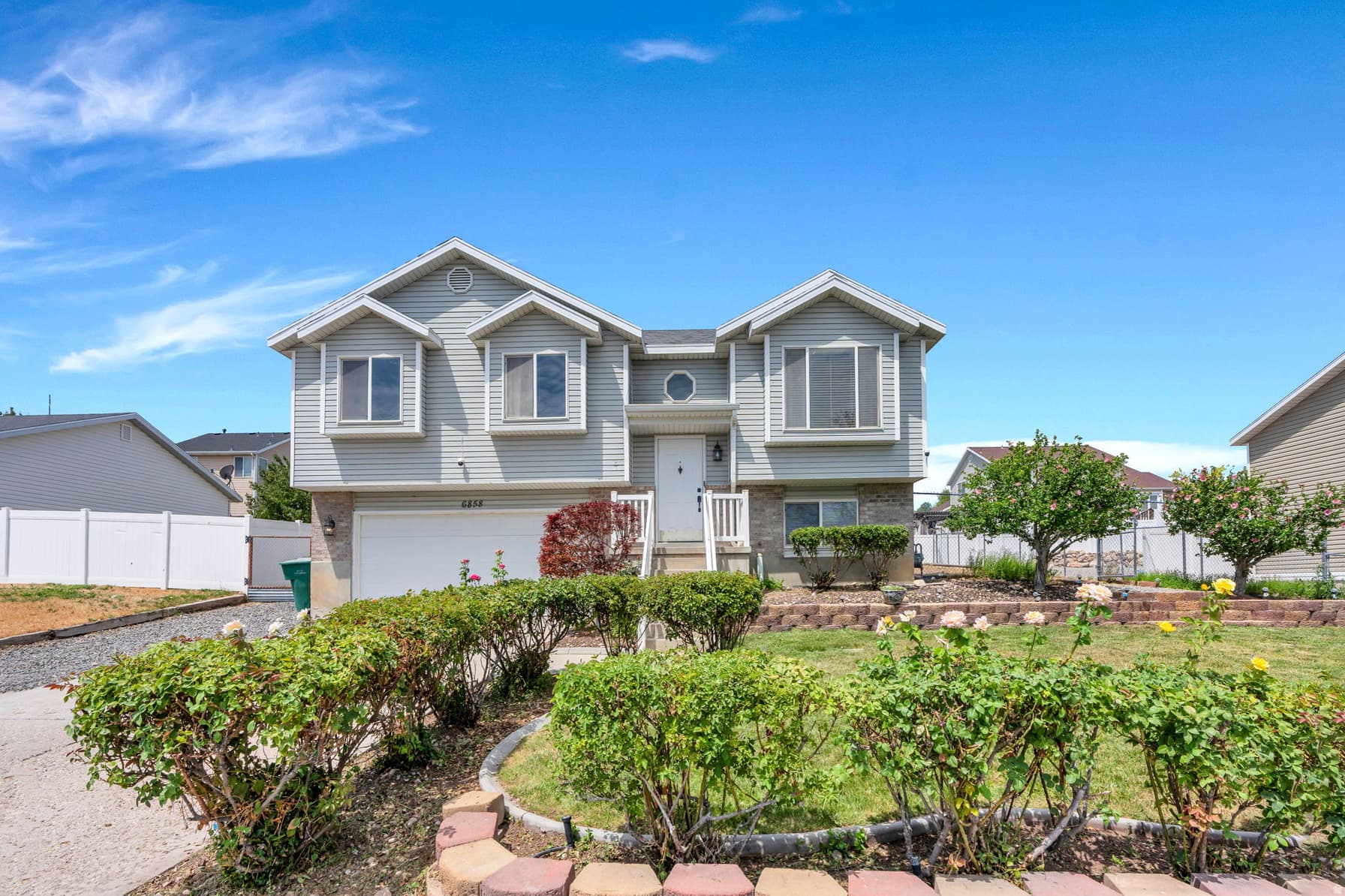 6858 S JACKLING WAY photo 1