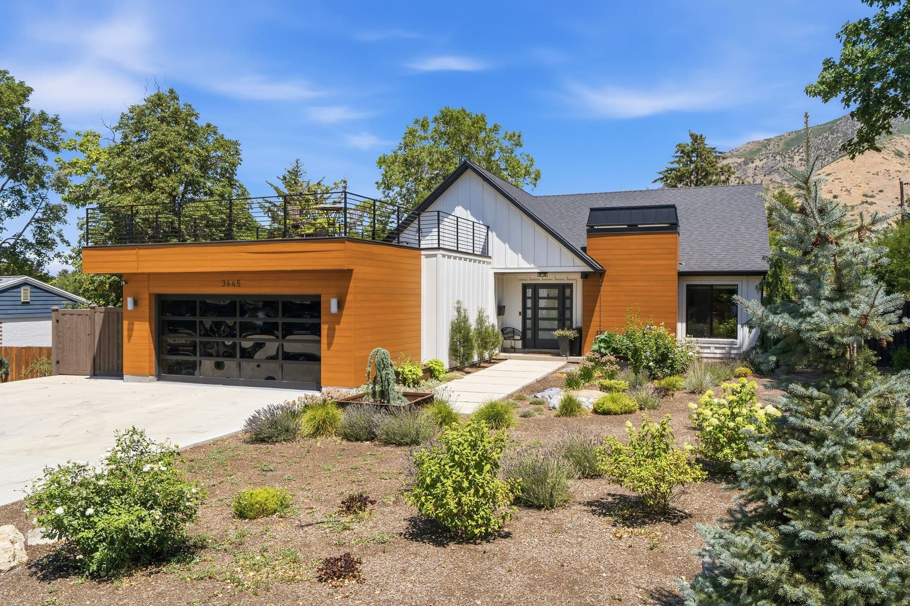 3645 E APOLLO DR photo 1