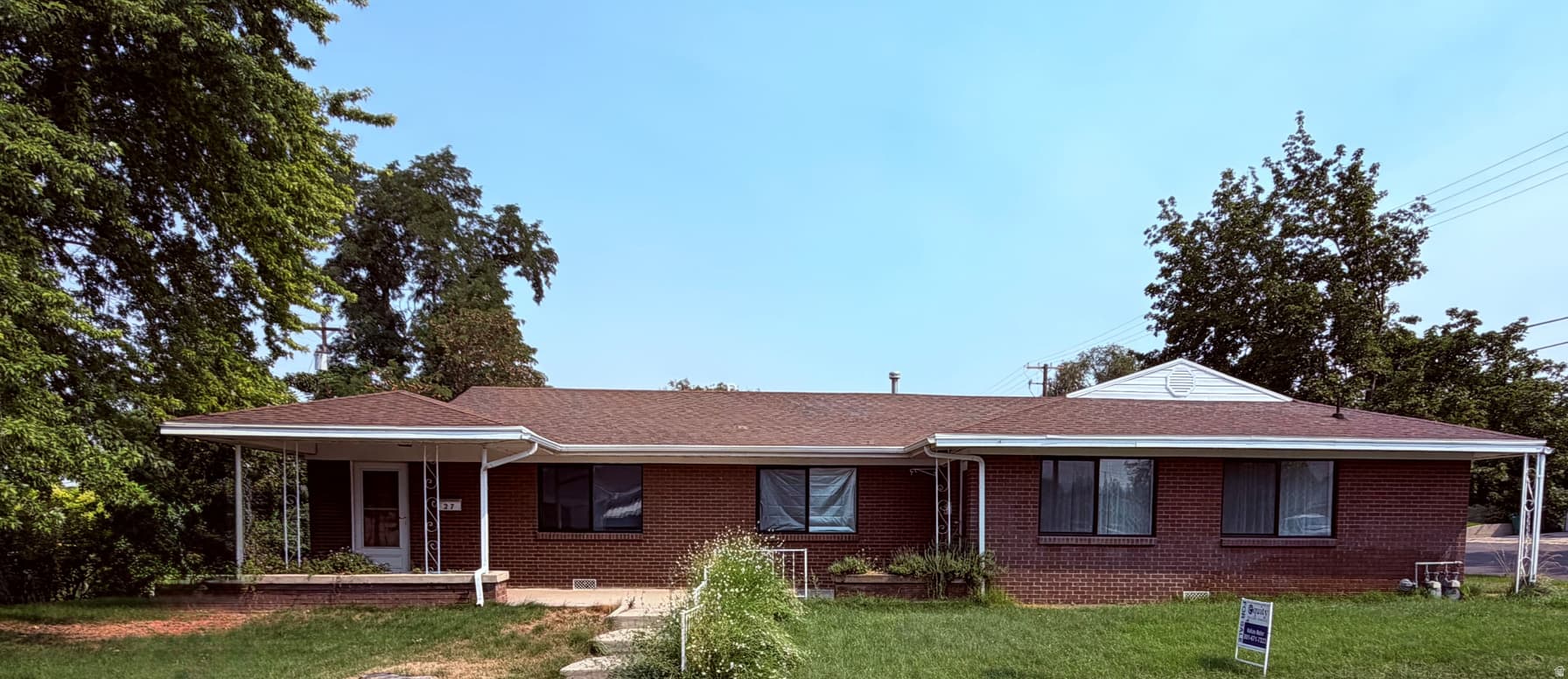 27 E MAIN ST #1-4 photo 1
